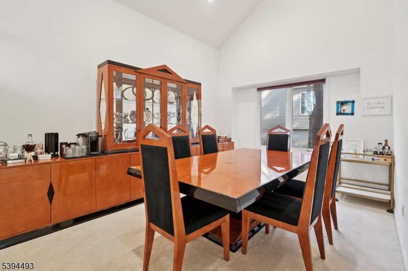 West Orange Twp., New Jersey, 07052, United States, 3 Bedrooms Bedrooms, ,3 BathroomsBathrooms,Residential,For Sale,1987656