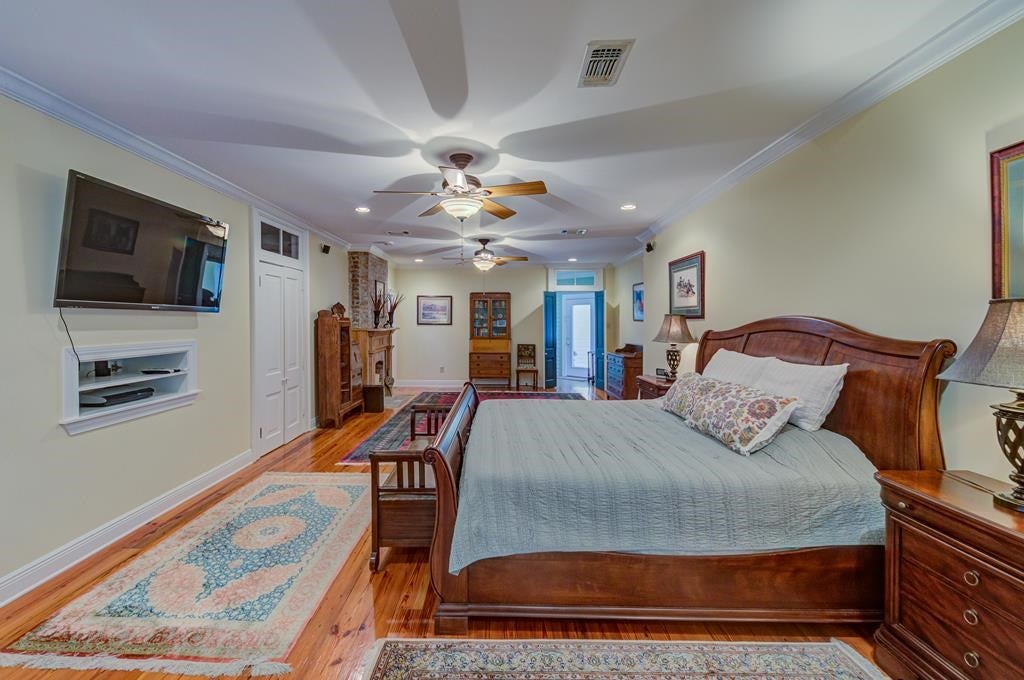 Vicksburg, Mississippi, 39180, United States, 4 Bedrooms Bedrooms, ,4 BathroomsBathrooms,Residential,For Sale,1778903