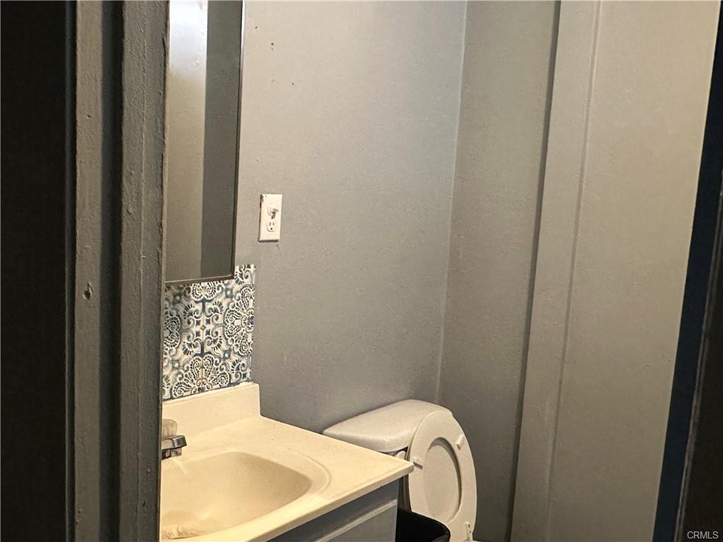 Los Angeles, California, 90011, United States, 3 Bedrooms Bedrooms, ,1 BathroomBathrooms,Residential,For Sale,1944961