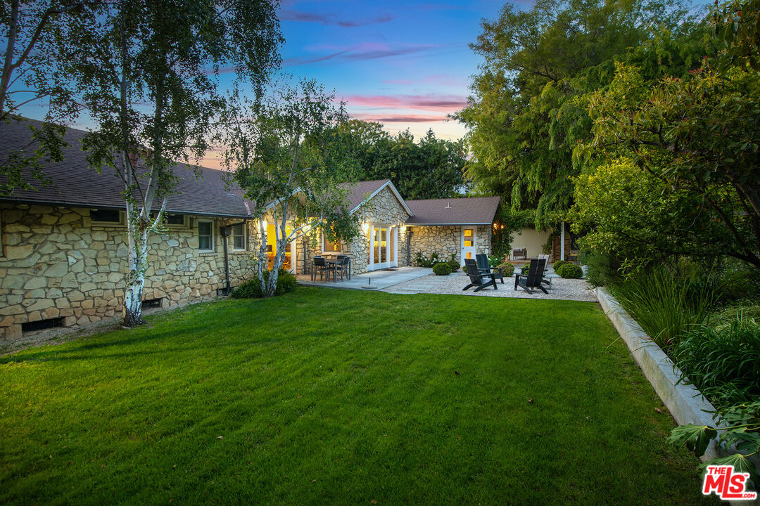 Los Angeles, California, 90077, United States, 5 Bedrooms Bedrooms, ,7 BathroomsBathrooms,Residential,For Sale,1827640