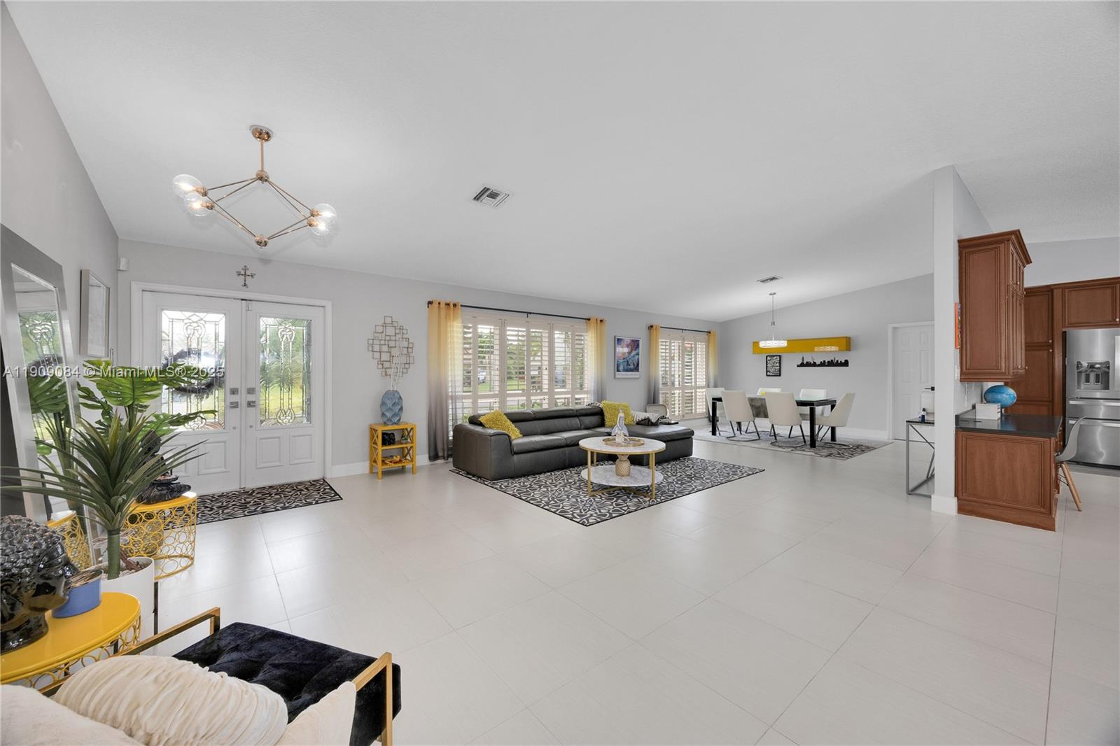 Coral Springs, Florida, 33071, United States, 4 Bedrooms Bedrooms, ,3 BathroomsBathrooms,Residential,For Sale,1987746