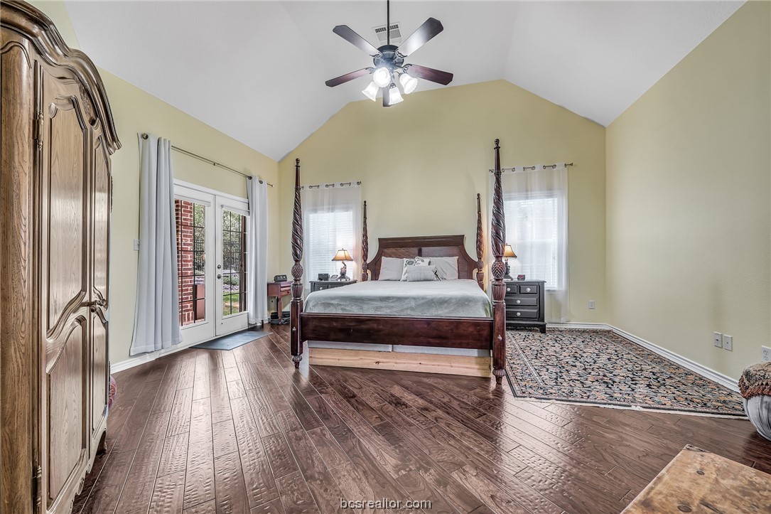 3200 Walnut Creek Court, Bryan, Texas, 77807, United States, 2 Bedrooms Bedrooms, ,3 BathroomsBathrooms,Residential,For Sale,3200 Walnut Creek Court,1663308