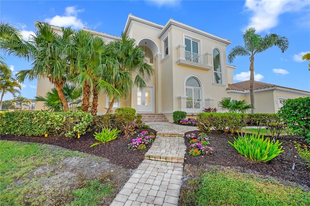 Longboat Key, Florida, 34228, United States, 4 Bedrooms Bedrooms, ,5 BathroomsBathrooms,Residential,For Sale,1999864