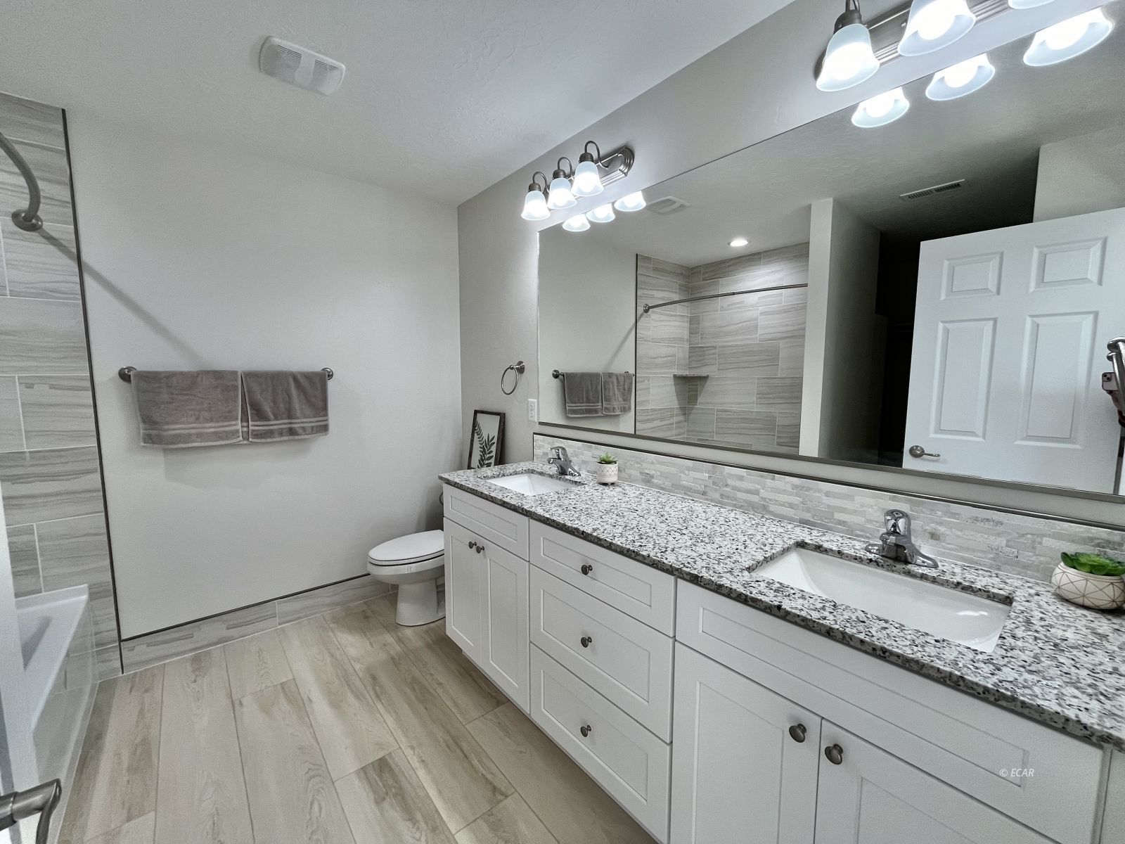 Elko, Nevada, 89801, United States, 4 Bedrooms Bedrooms, ,2 BathroomsBathrooms,Residential,For Sale,1969228