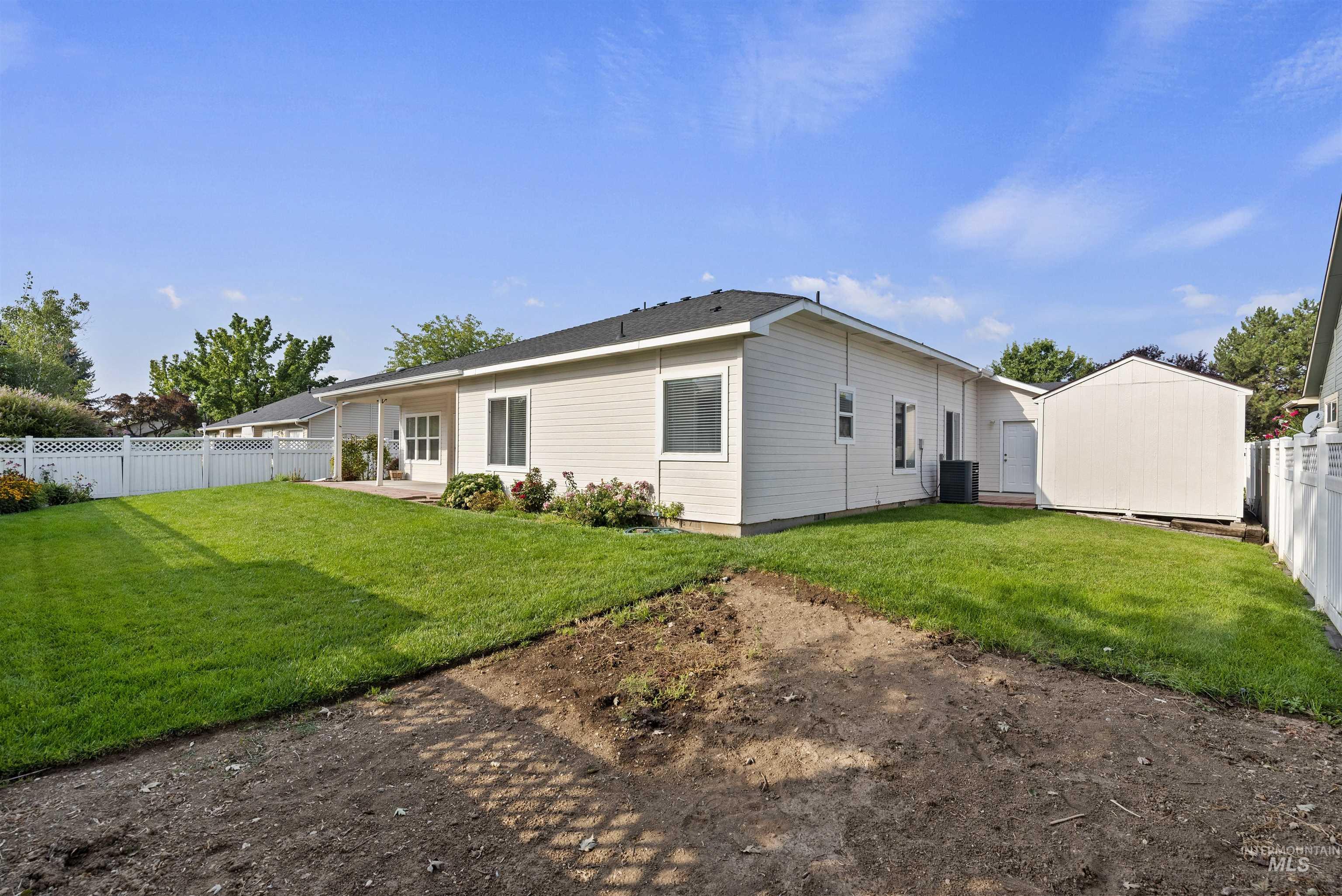 Meridian, Idaho, 83646-8306, United States, 4 Bedrooms Bedrooms, ,Residential,For Sale,1941739