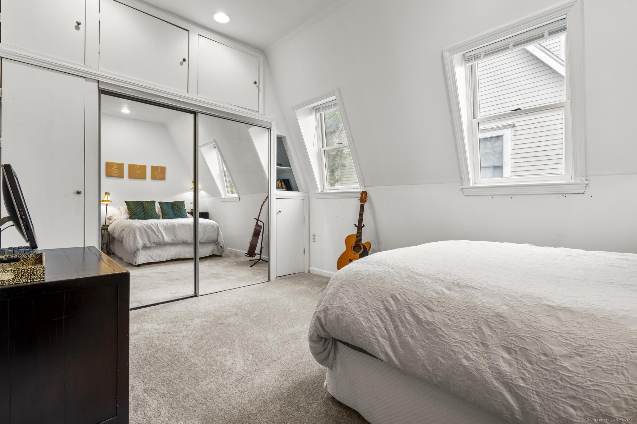 Fairfield, Connecticut, 06825, United States, 3 Bedrooms Bedrooms, ,2 BathroomsBathrooms,Residential,For Sale,1990331