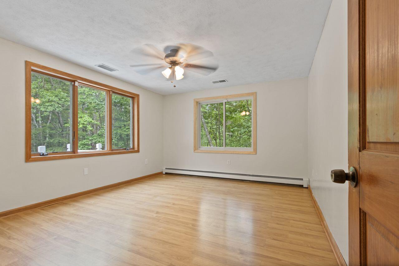 Biddeford, Maine, 04005, United States, 3 Bedrooms Bedrooms, ,2 BathroomsBathrooms,Residential,For Sale,1903866