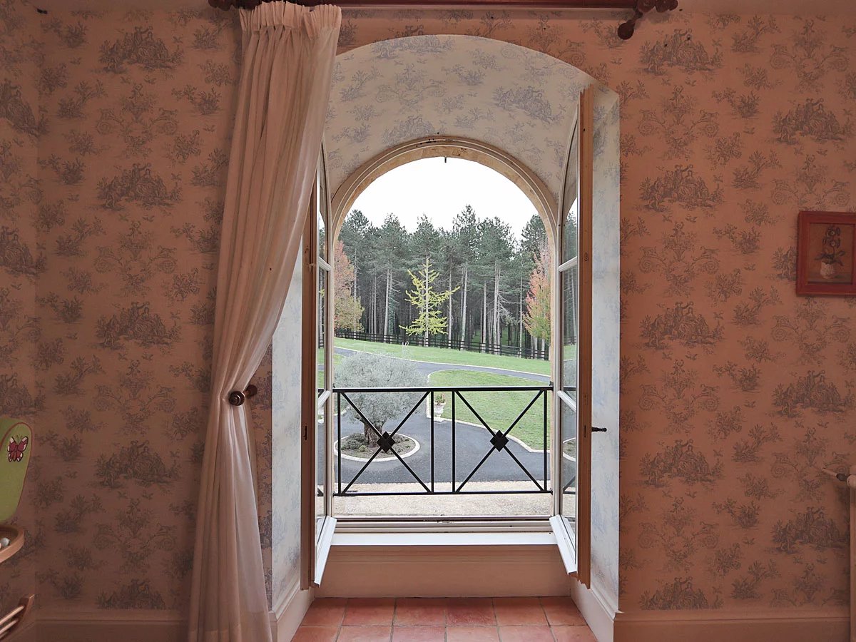 Bergerac, New Aquitaine, 24100, FR, 6 Bedrooms Bedrooms, ,4 BathroomsBathrooms,Residential,For Sale,1995551