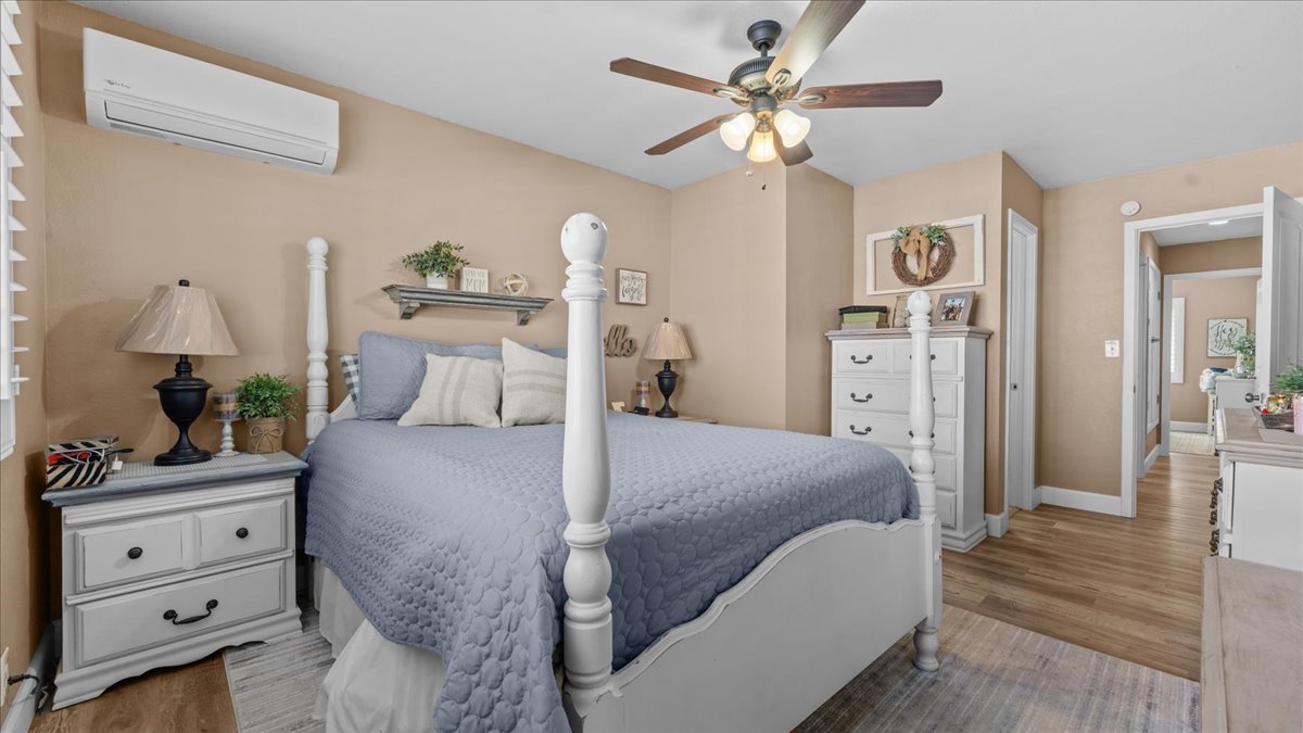 Ontario, California, 91762, United States, 3 Bedrooms Bedrooms, ,2 BathroomsBathrooms,Residential,For Sale,2012537