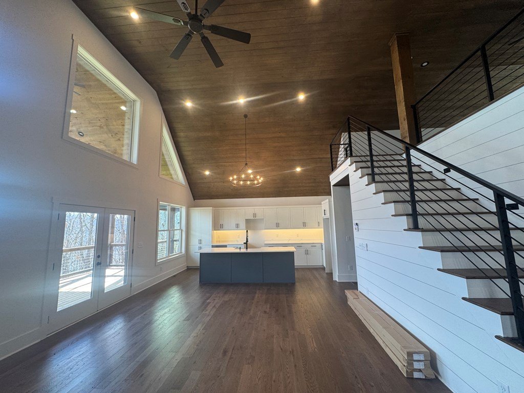 Young Harris, Georgia, 30582, United States, 3 Bedrooms Bedrooms, ,2 BathroomsBathrooms,Residential,For Sale,2010979