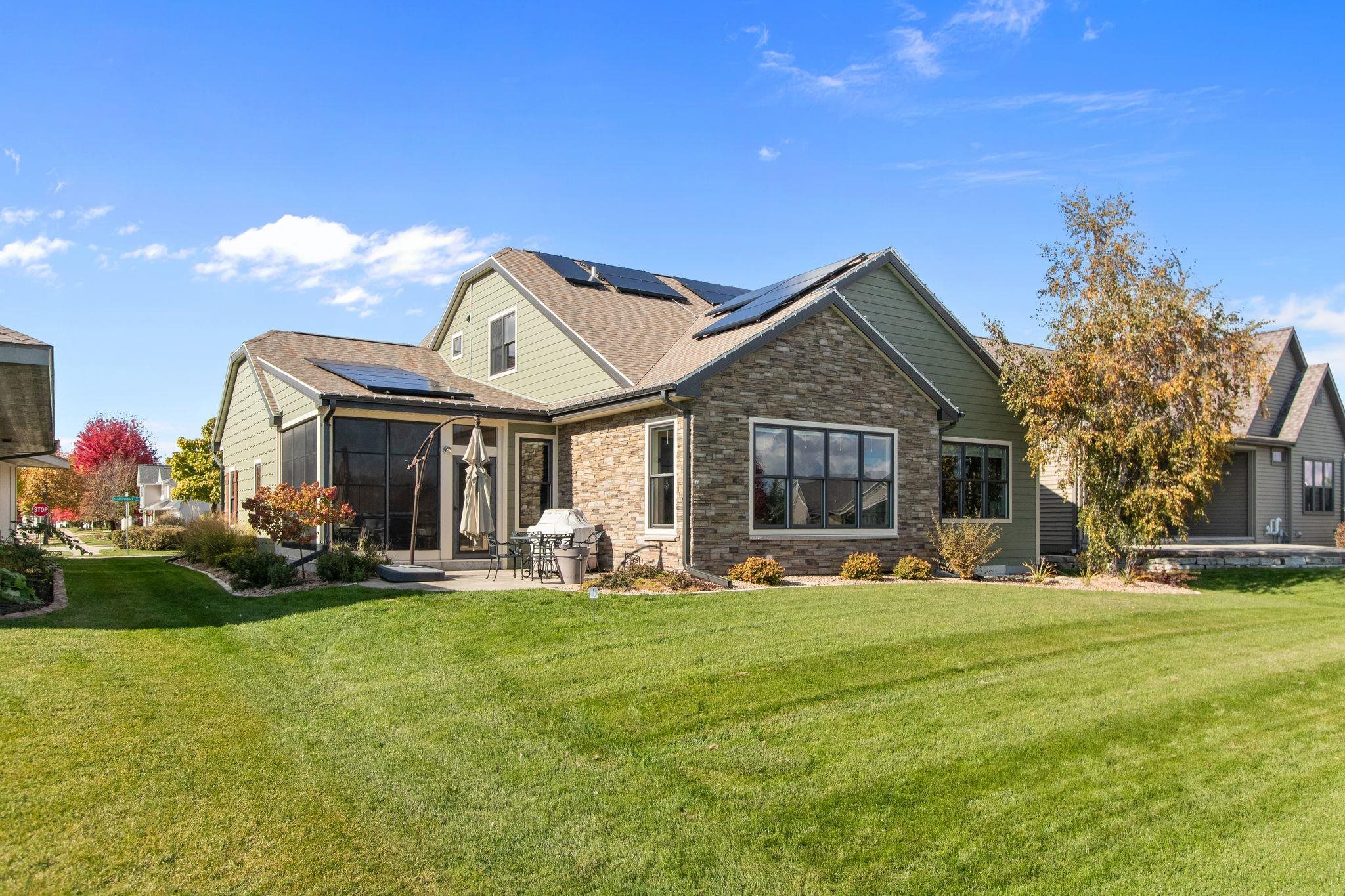 APPLETON, Wisconsin, 54913, United States, 3 Bedrooms Bedrooms, ,3 BathroomsBathrooms,Residential,For Sale,1987734