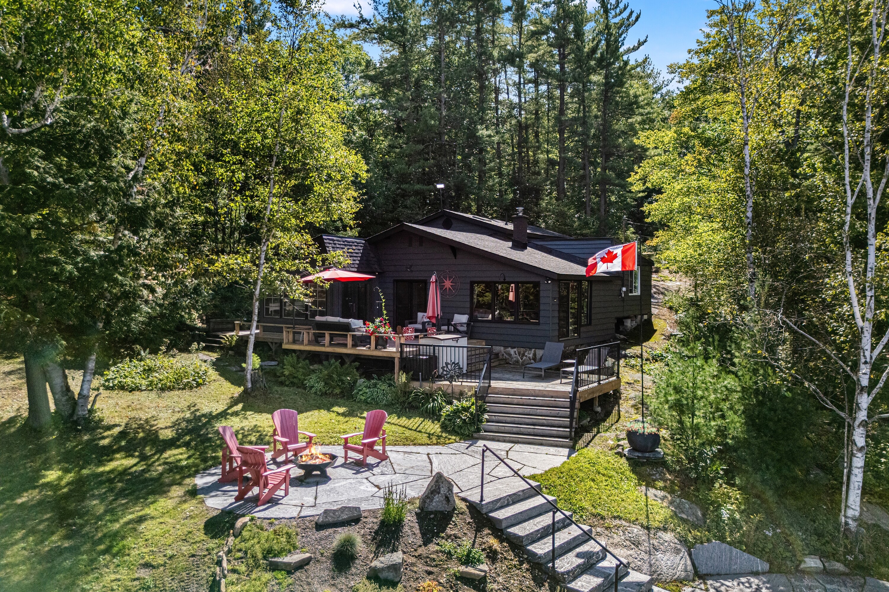  Go Home Lake Family Cottage - 物件實景