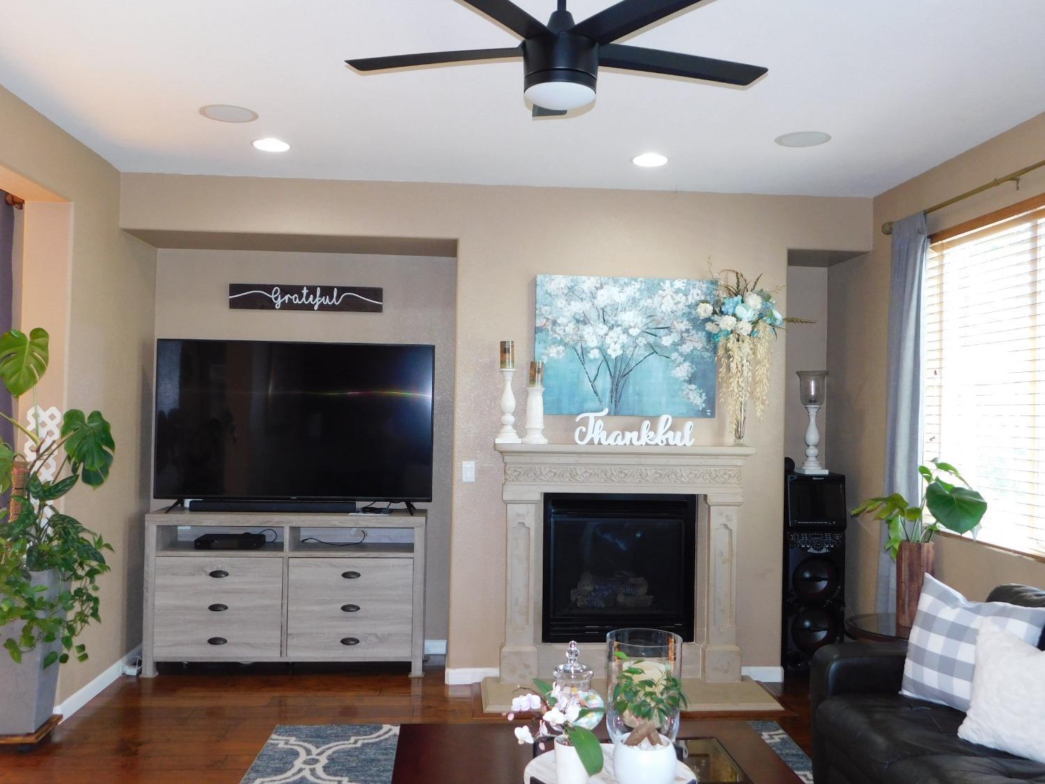 Stockton, California, 95205, United States, 5 Bedrooms Bedrooms, ,3 BathroomsBathrooms,Residential,For Sale,1935590