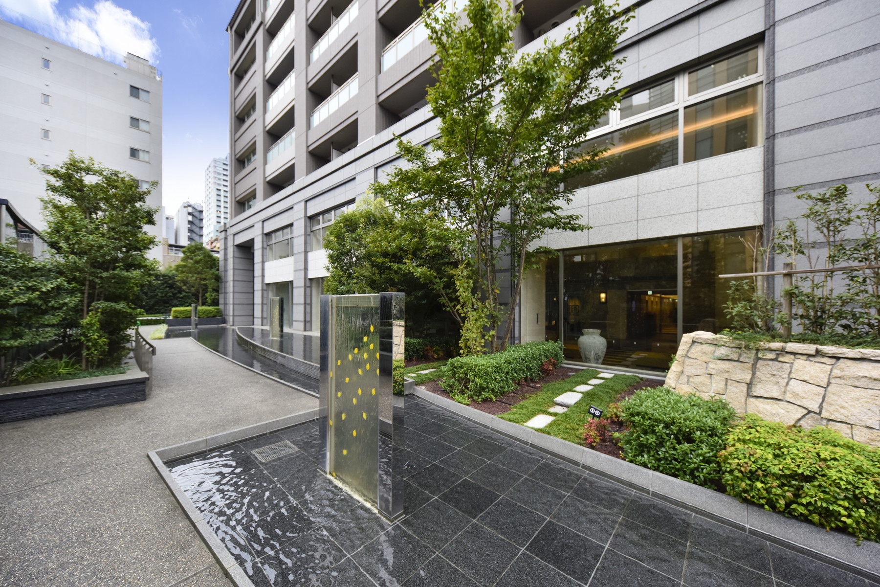  TOMIHISA CROSS COMFORT TOWER - 物件實景