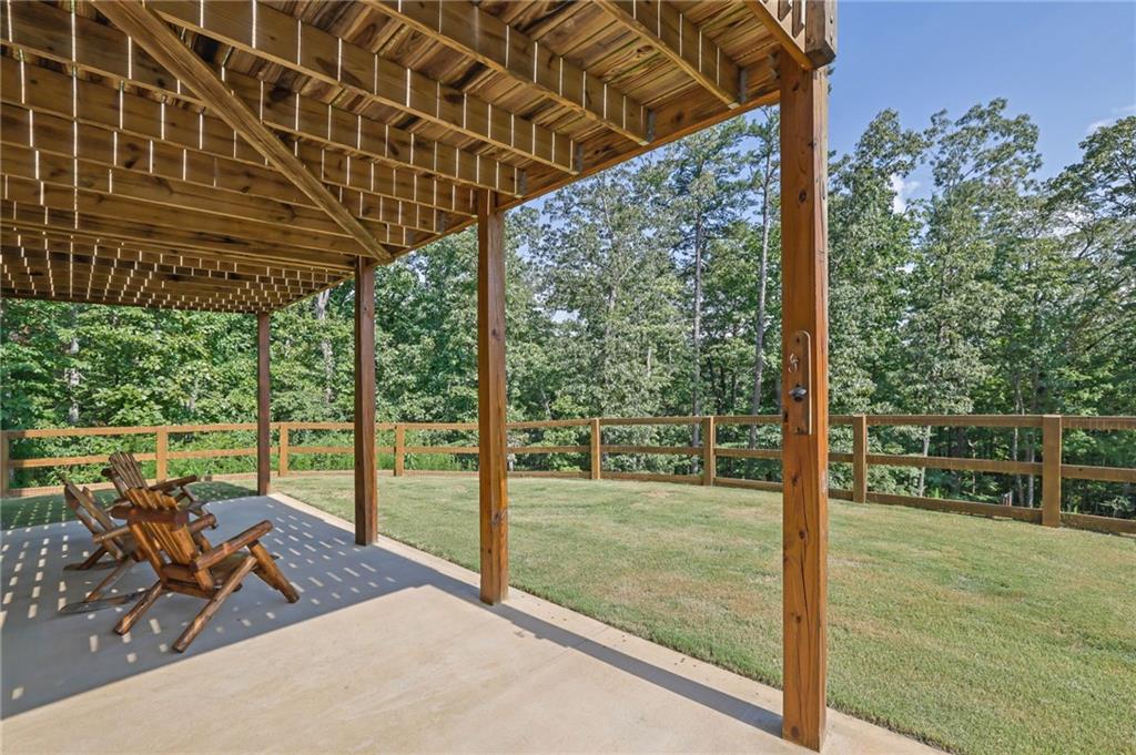Dahlonega, Georgia, 30533, United States, 4 Bedrooms Bedrooms, ,4 BathroomsBathrooms,Residential,For Sale,1889816