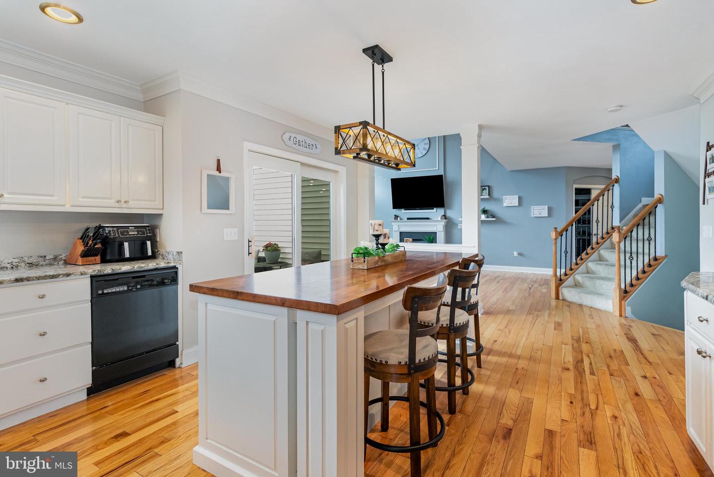 Mechanicsburg, Pennsylvania, 17050, United States, 5 Bedrooms Bedrooms, ,4 BathroomsBathrooms,Residential,For Sale,1926298