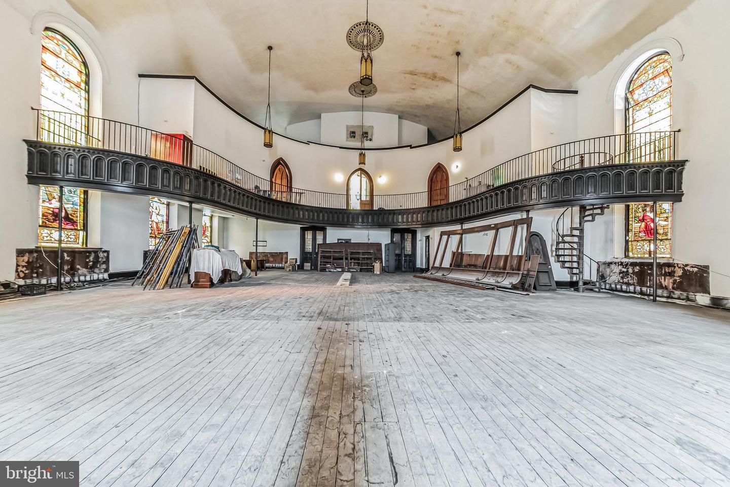 1345 E Susquehanna Avenue, Philadelphia, Pennsylvania, 19125, United States, 4 Bedrooms Bedrooms, ,6 BathroomsBathrooms,Residential,For Sale,1345 E Susquehanna Avenue,1613151
