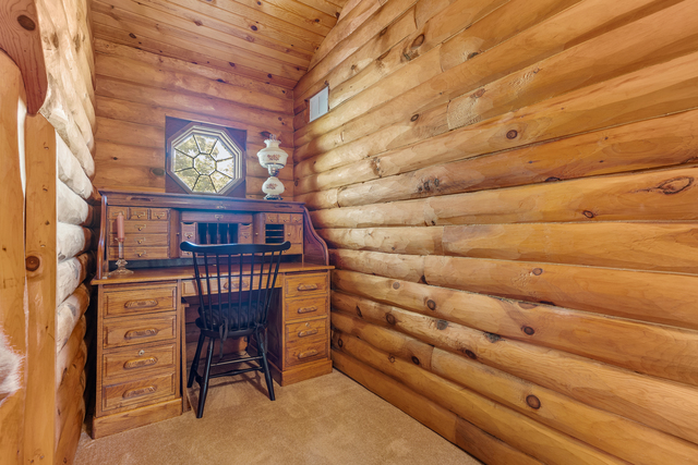 McHenry, Illinois, 60051, United States, 5 Bedrooms Bedrooms, ,3 BathroomsBathrooms,Residential,For Sale,1975629