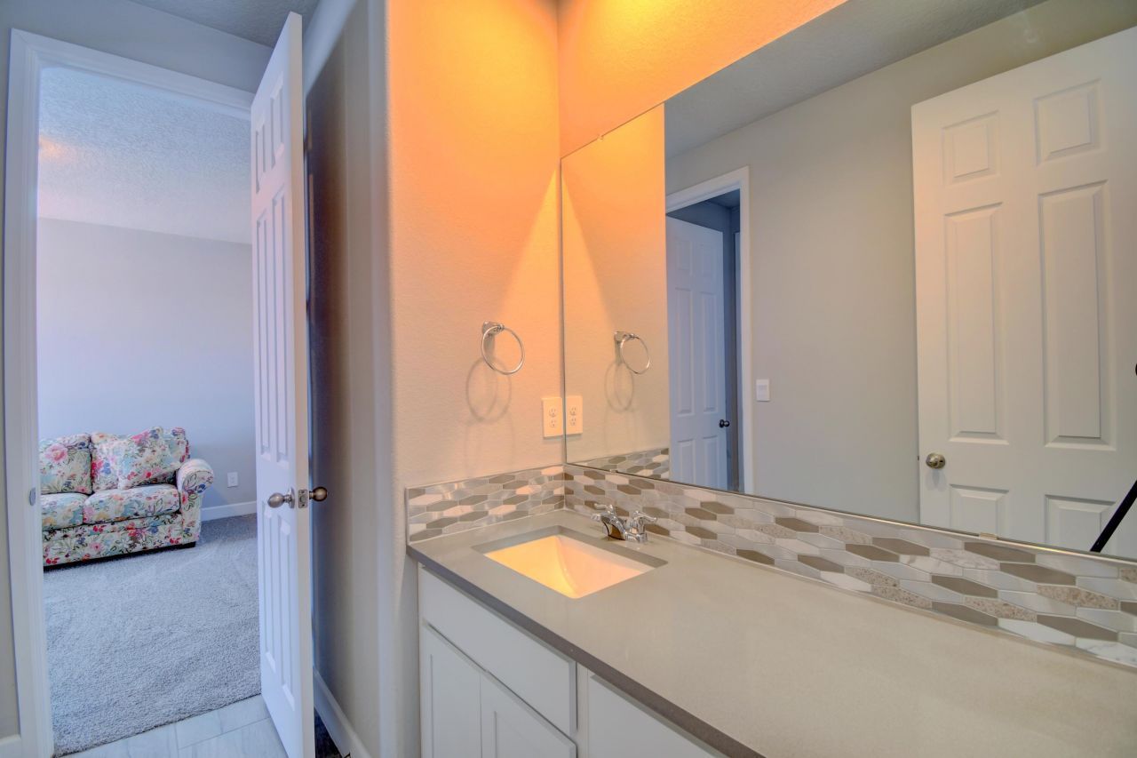 Albuquerque, New Mexico, 87114, United States, 4 Bedrooms Bedrooms, ,3 BathroomsBathrooms,Residential,For Sale,1793165