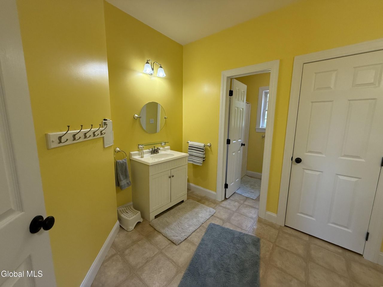 Queensbury, New York, 12804, United States, 4 Bedrooms Bedrooms, ,4 BathroomsBathrooms,Residential,For Sale,1908920
