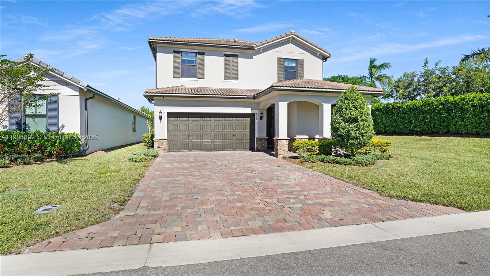 Lake Worth, Florida, 33467, United States, 4 Bedrooms Bedrooms, ,3 BathroomsBathrooms,Residential,For Sale,1990306