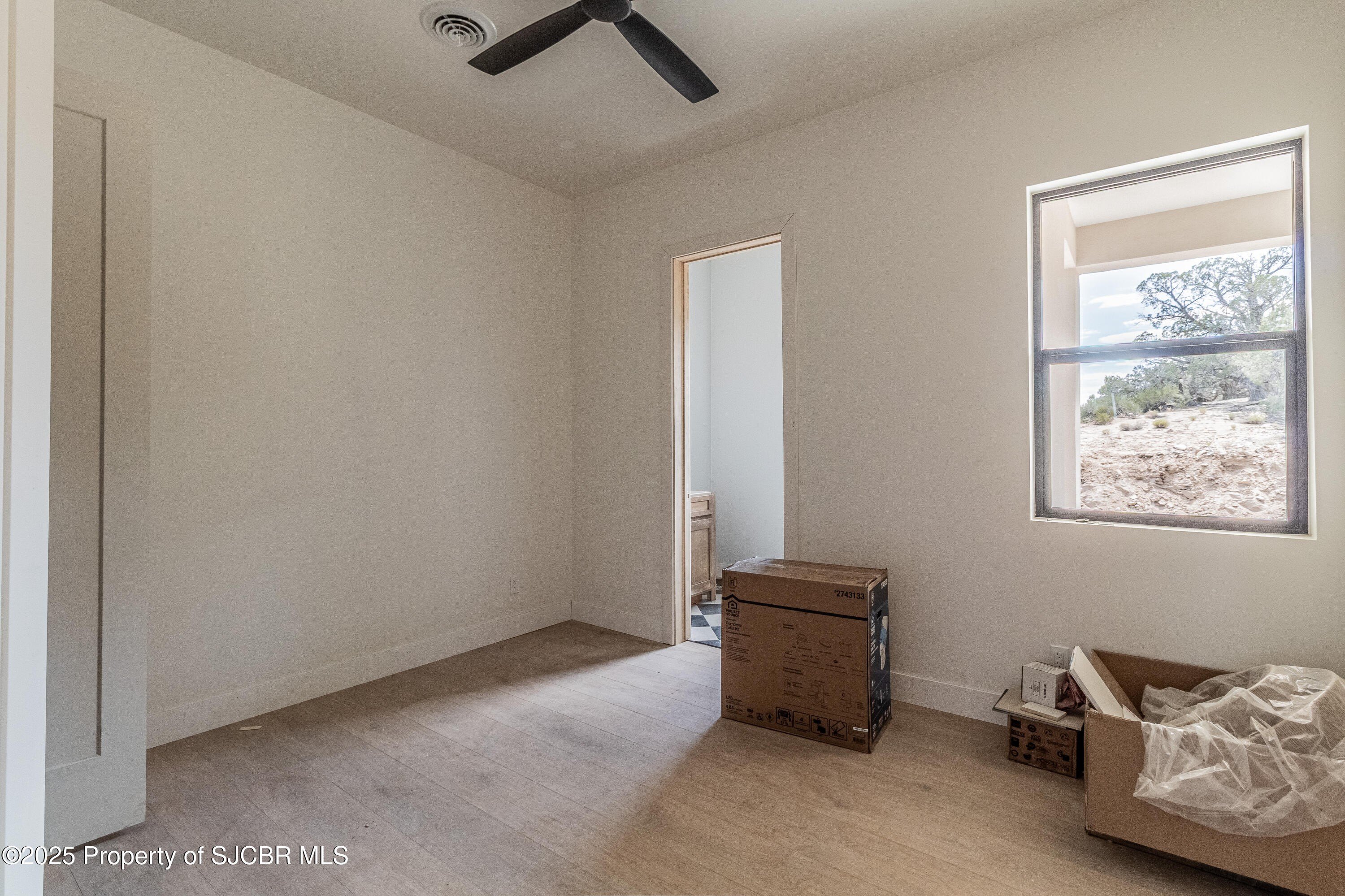 Farmington, New Mexico, 87402, United States, 4 Bedrooms Bedrooms, ,3 BathroomsBathrooms,Residential,For Sale,1902752
