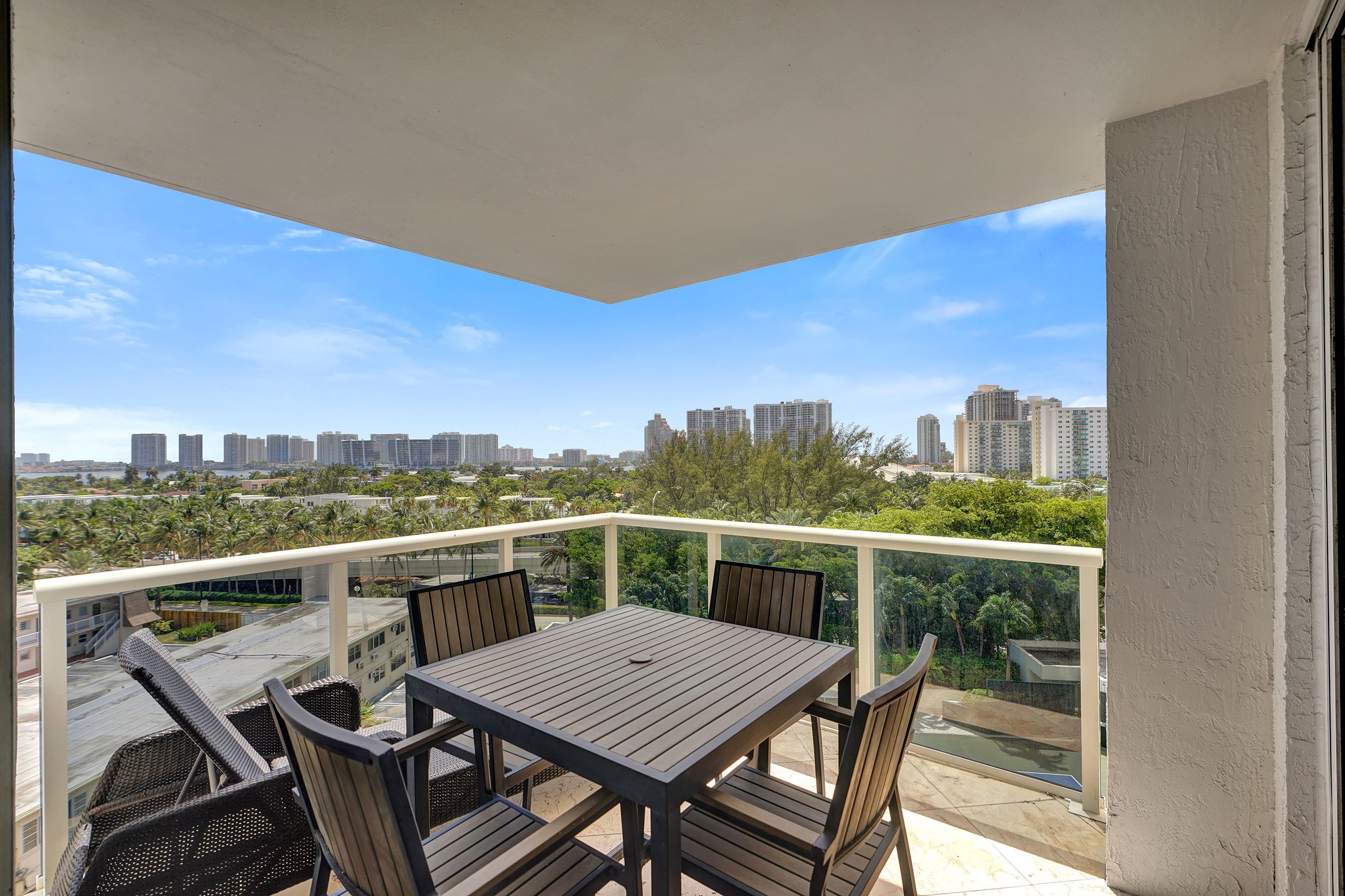  19111 Collins Ave, Sunny Isles Beach, FL, 33160 - 物件實景