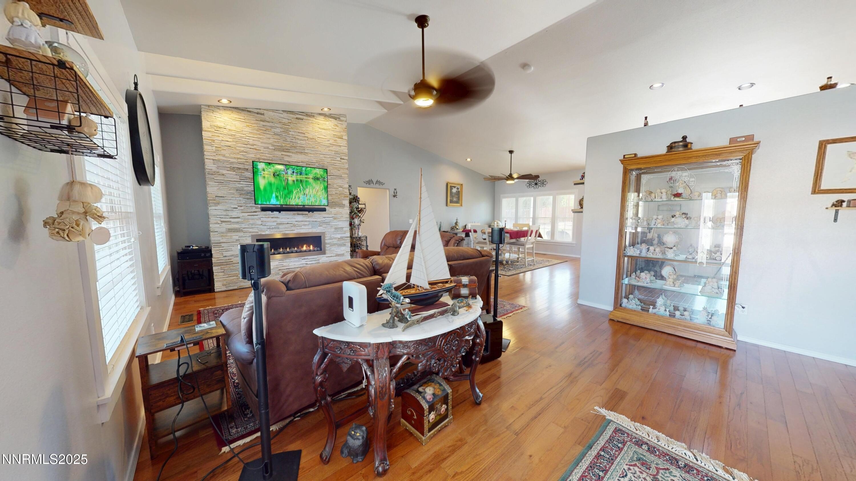 Winnemucca, Nevada, 89445, United States, 5 Bedrooms Bedrooms, ,4 BathroomsBathrooms,Residential,For Sale,1920493