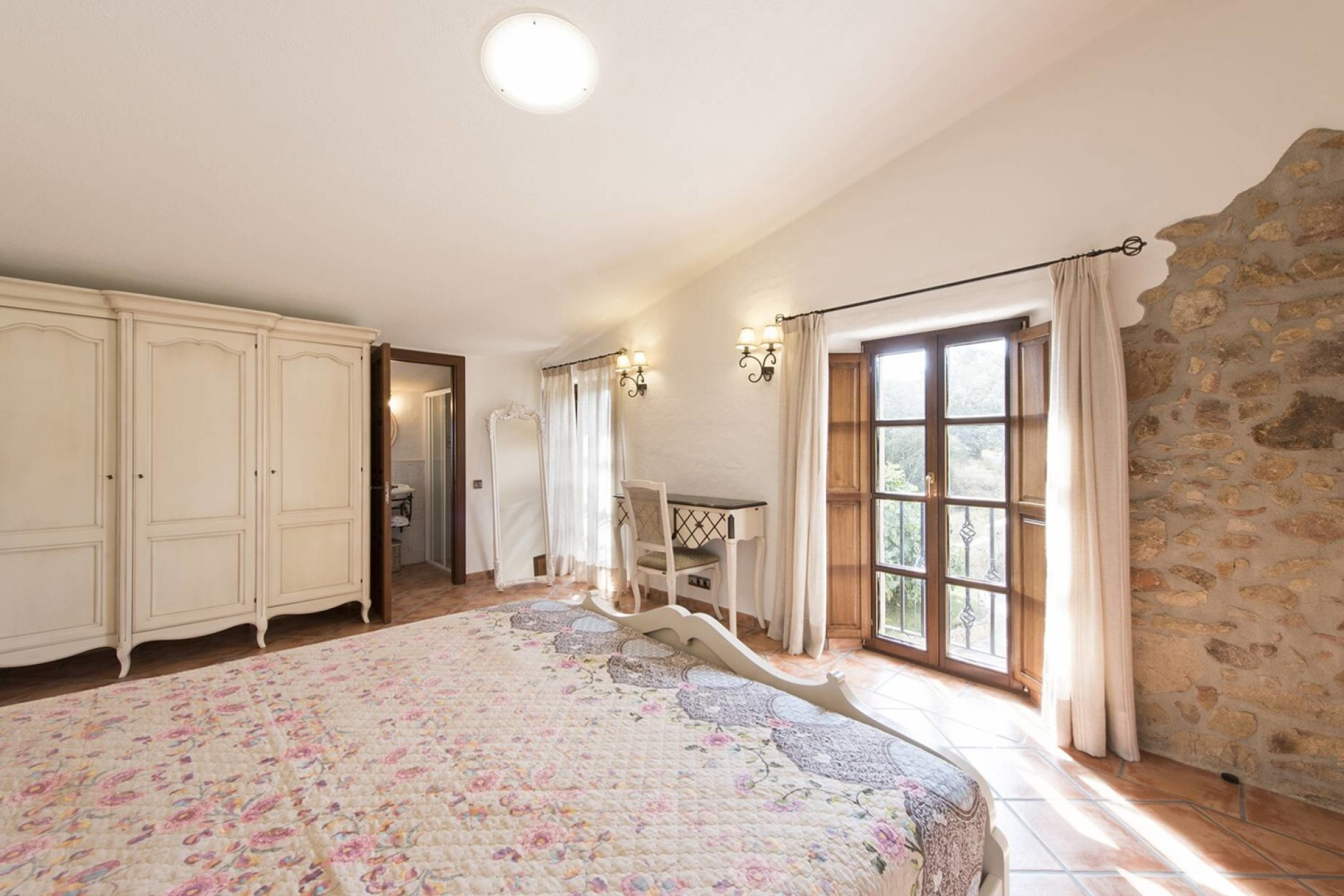  Fully restored farmhouse surrounded by peace and quiet - 物件實景