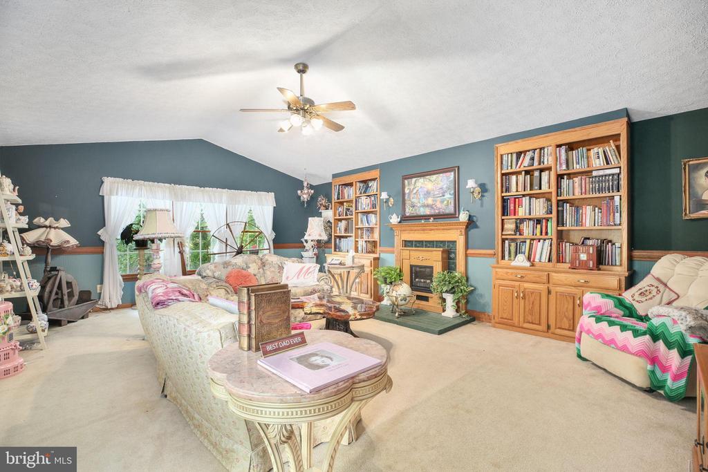 Fredericksburg, Virginia, 22407, United States, 3 Bedrooms Bedrooms, ,3 BathroomsBathrooms,Residential,For Sale,1930345