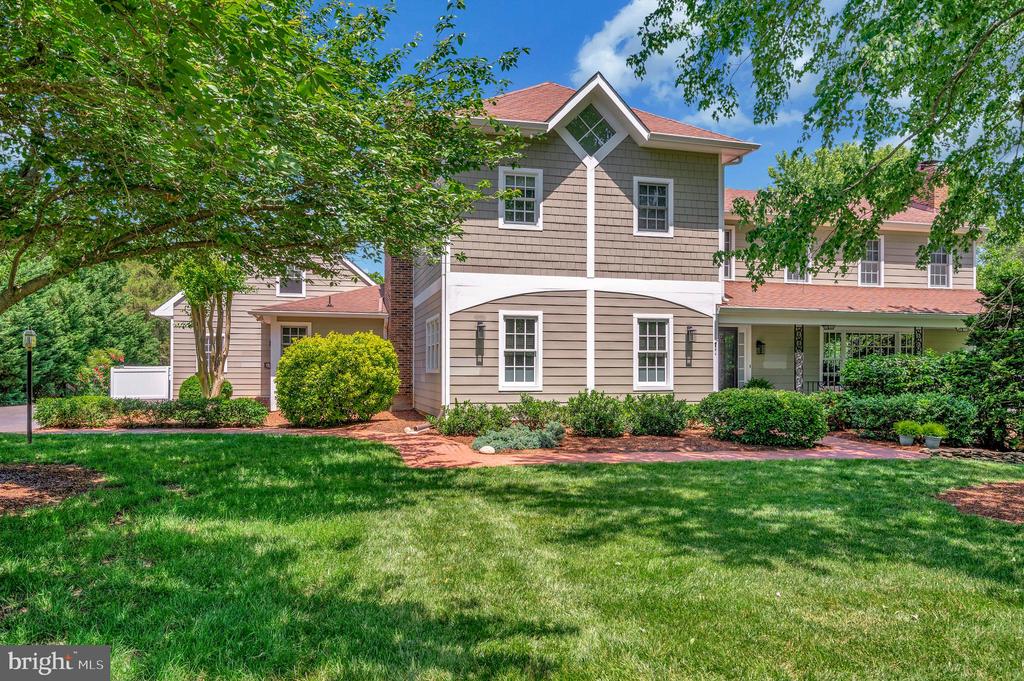 Fredericksburg, Virginia, 22405, United States, 5 Bedrooms Bedrooms, ,5 BathroomsBathrooms,Residential,For Sale,1825163