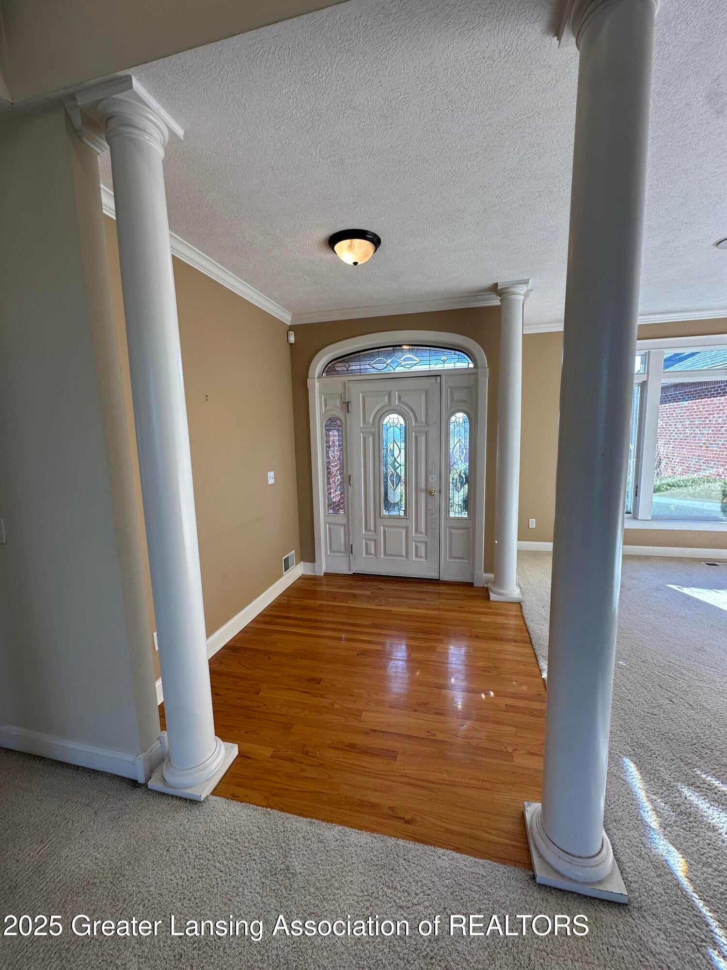 Lansing, Michigan, 48917, United States, 3 Bedrooms Bedrooms, ,4 BathroomsBathrooms,Residential,For Sale,1995579