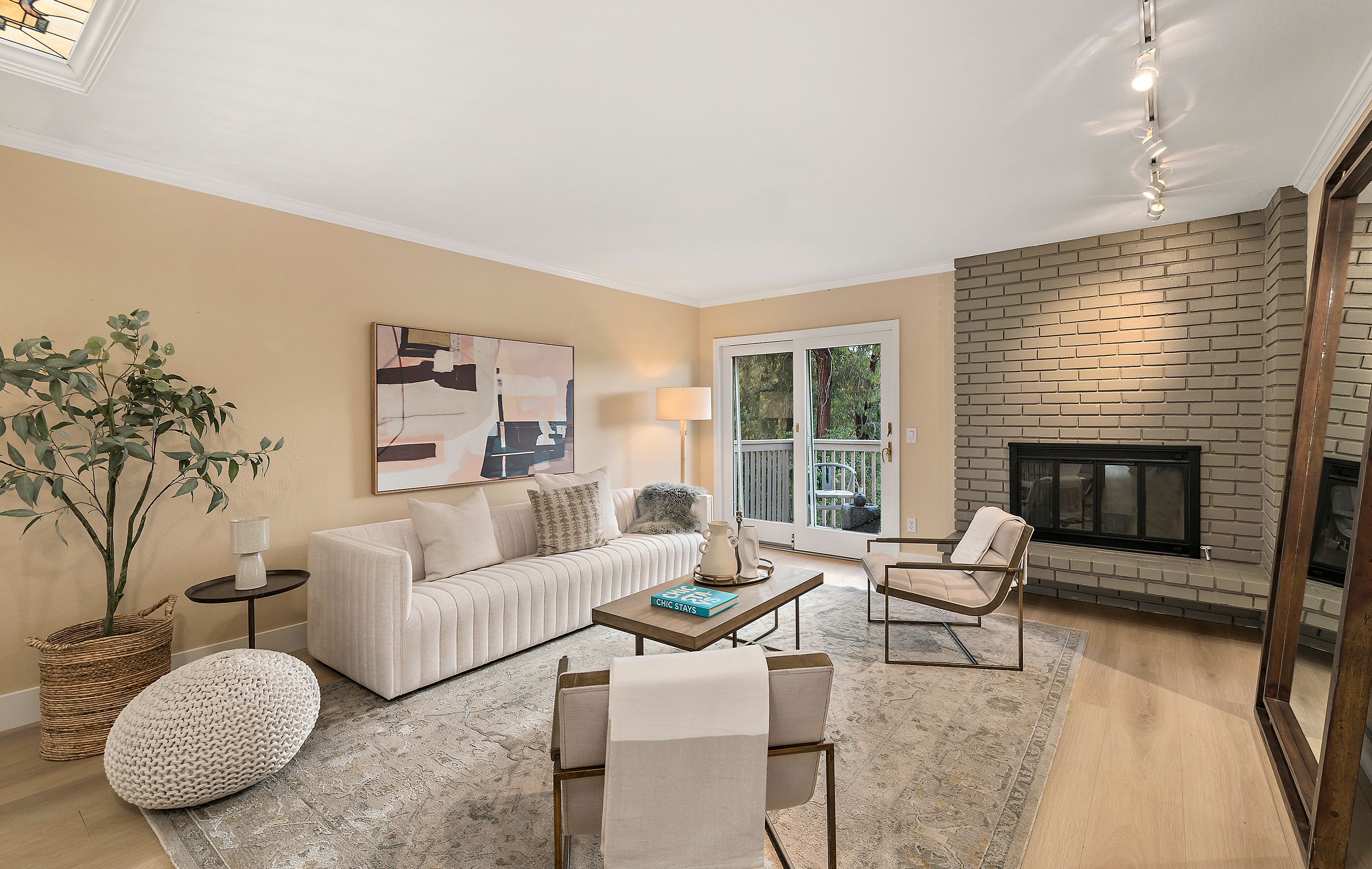  Private, Light-Filled Residence in Exclusive Rinconada Hills - 物件實景