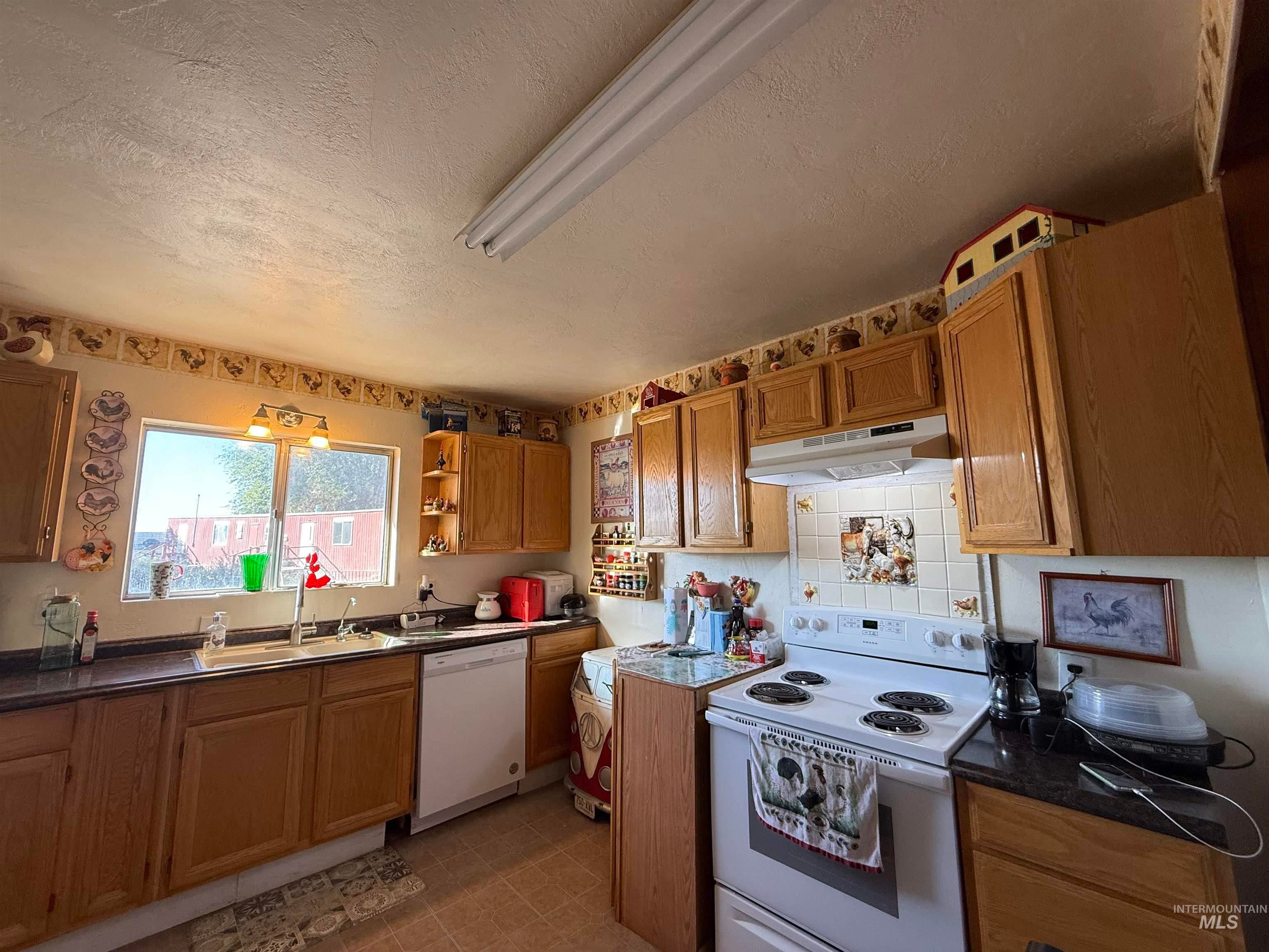 Caldwell, Idaho, 83607, United States, 2 Bedrooms Bedrooms, ,2 BathroomsBathrooms,Residential,For Sale,1974636