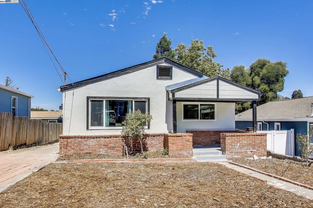 Martinez, California, 94553, United States, 4 Bedrooms Bedrooms, ,2 BathroomsBathrooms,Residential,For Sale,1985716