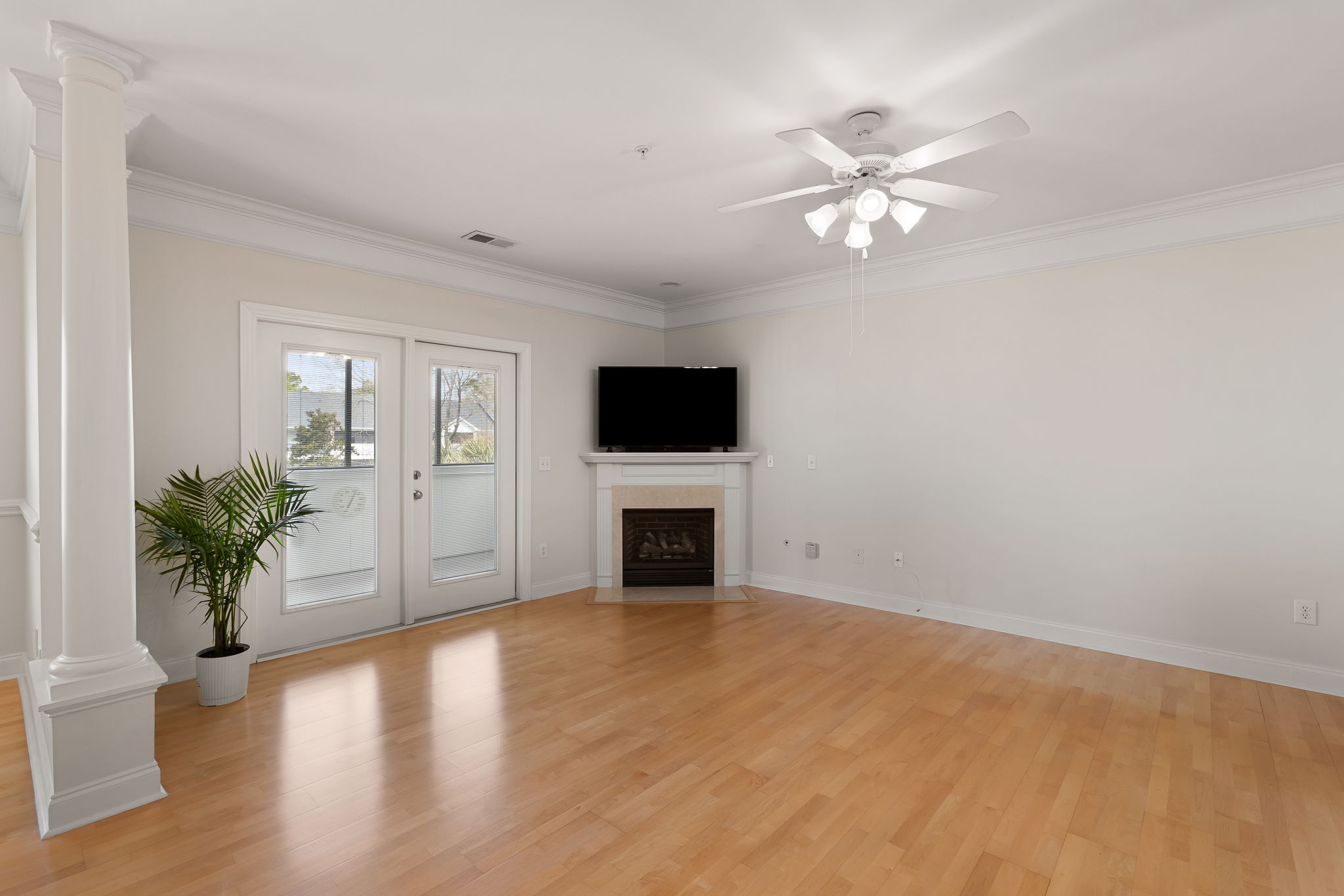  1025 Riverland Woods Place 818 - 物件實景