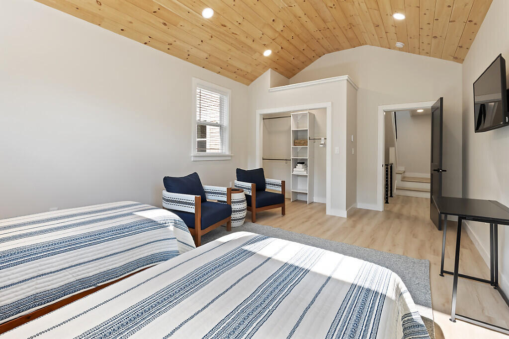 Gouldsboro, Maine, 04607, United States, 3 Bedrooms Bedrooms, ,2 BathroomsBathrooms,Residential,For Sale,1901122