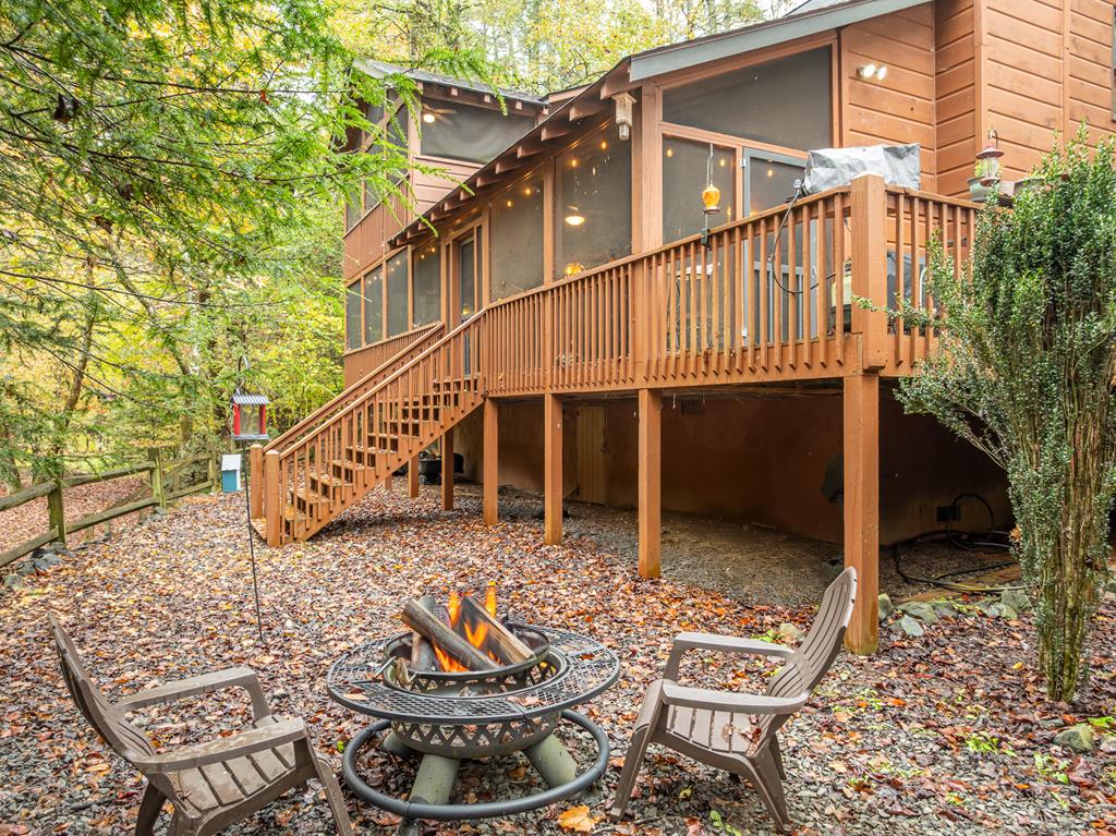 Ellijay, Georgia, 30540, United States, 3 Bedrooms Bedrooms, ,2 BathroomsBathrooms,Residential,For Sale,1972067