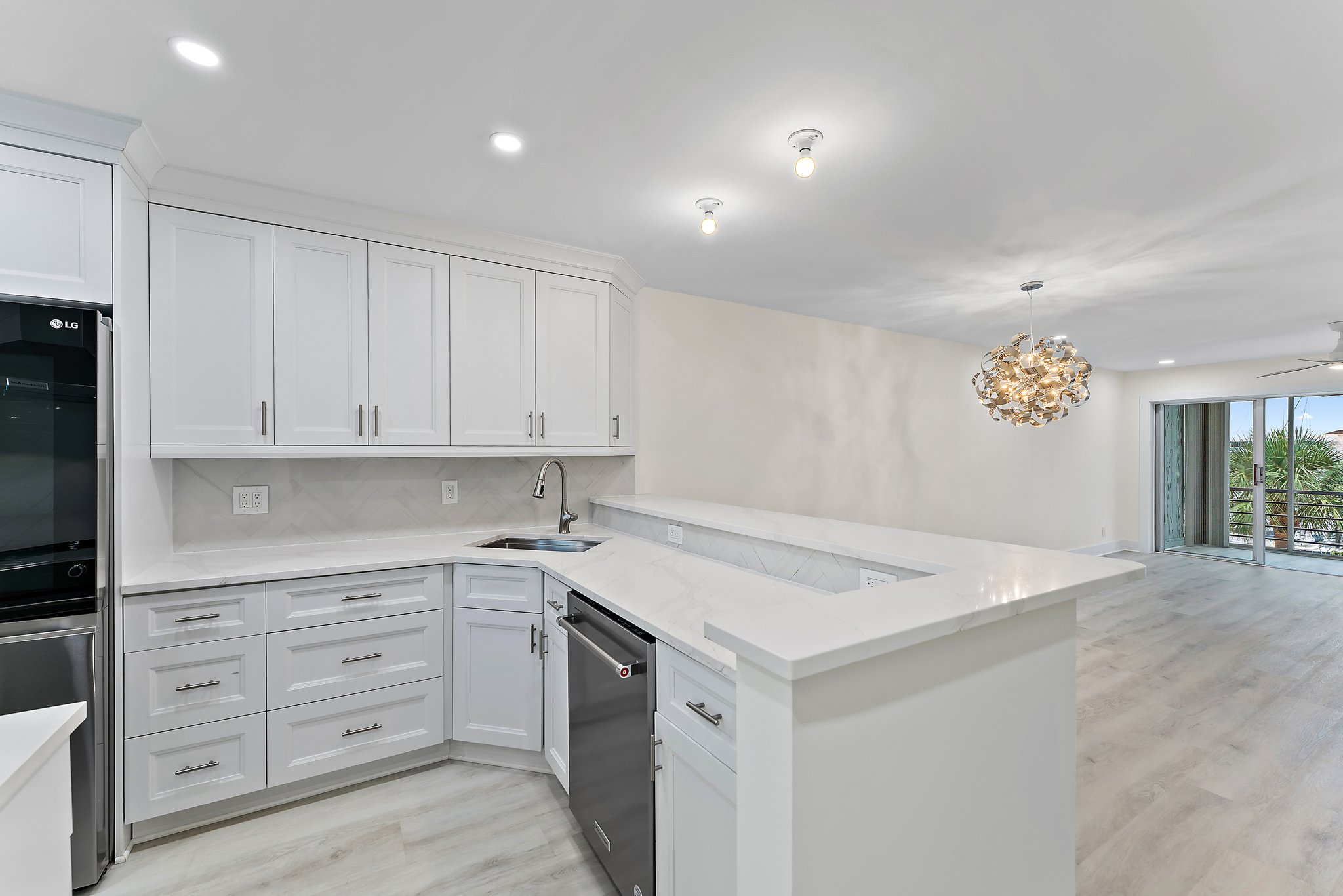 29 Yacht Club Drive #407, North Palm Beach, FL 33408