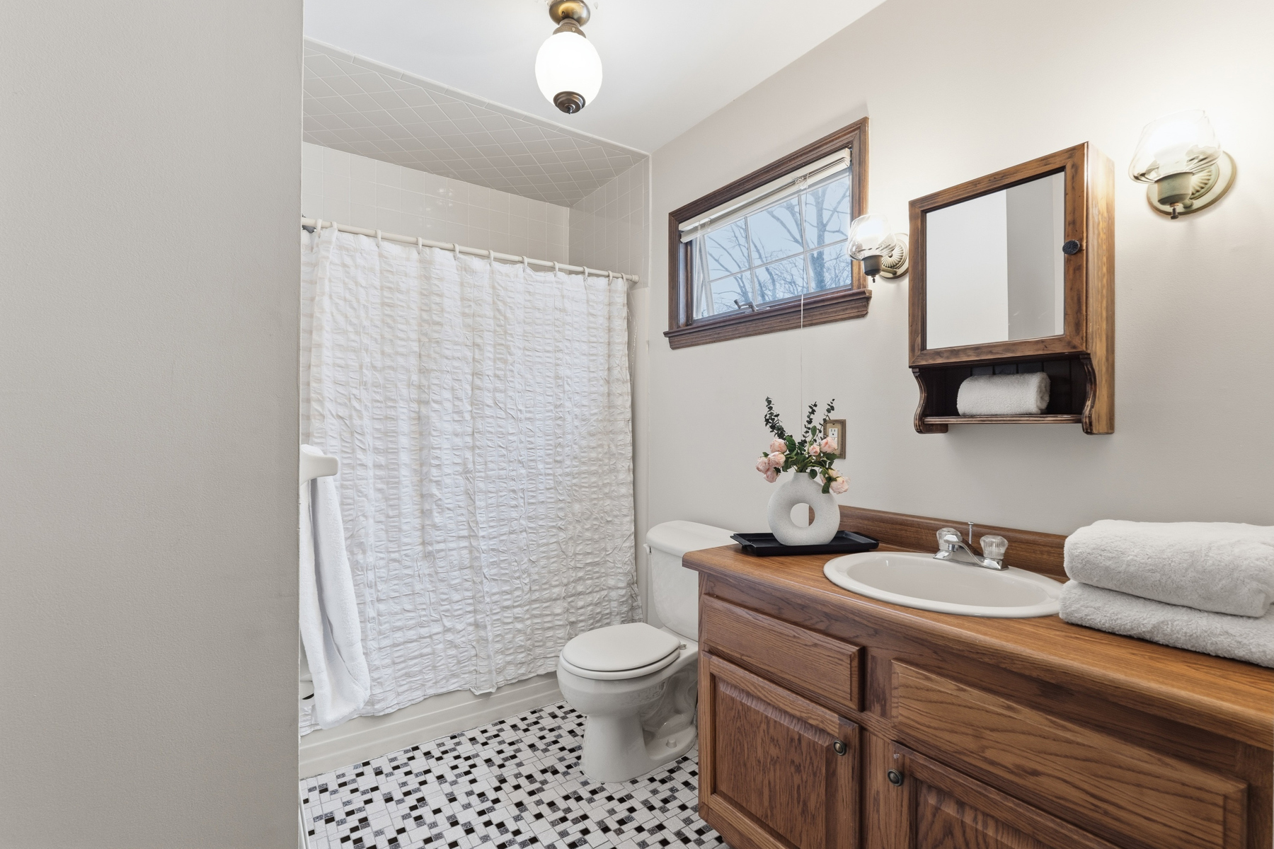  Buckberg Mountain Colonial - 物件實景