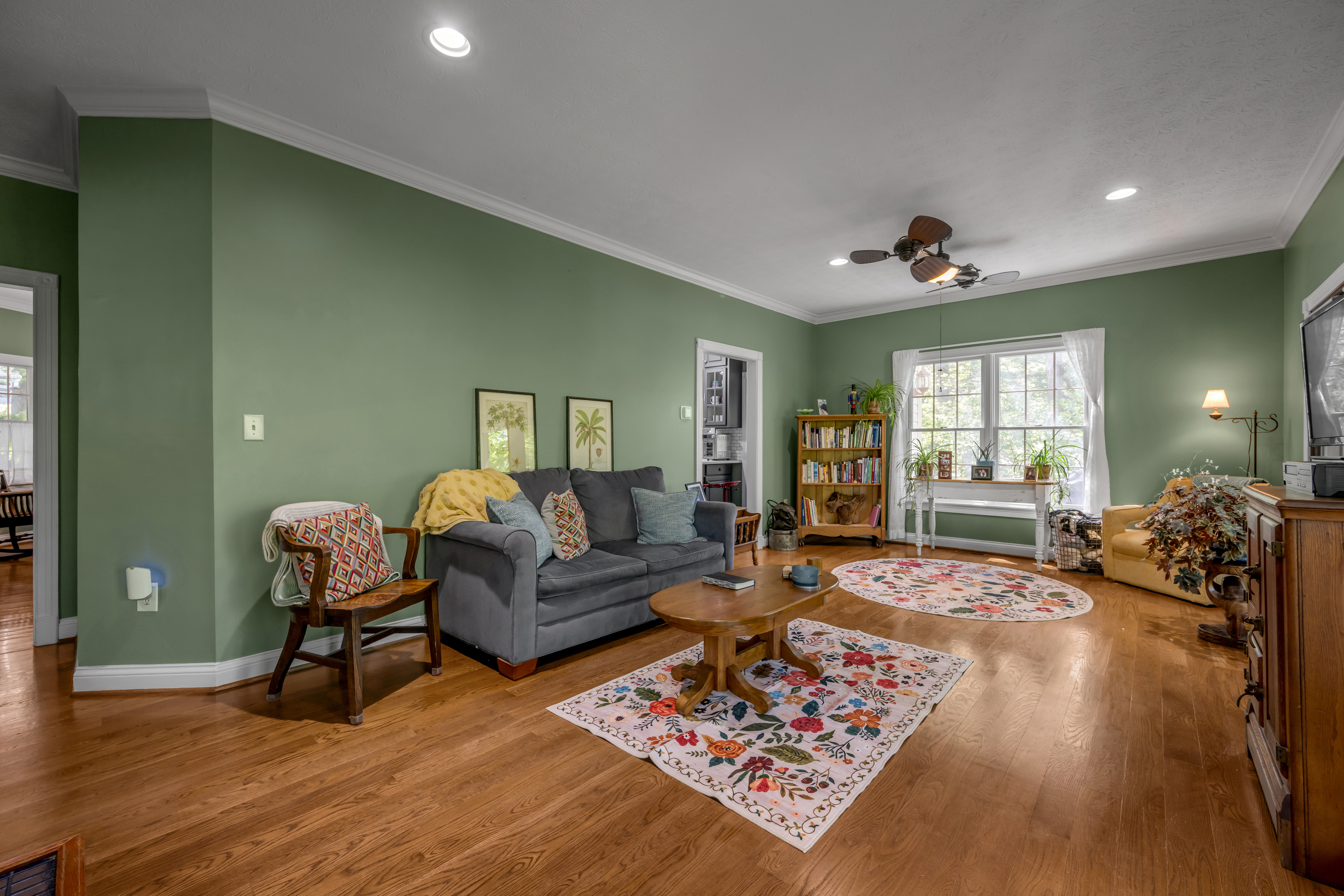  186 Hunter Drive - 物件實景