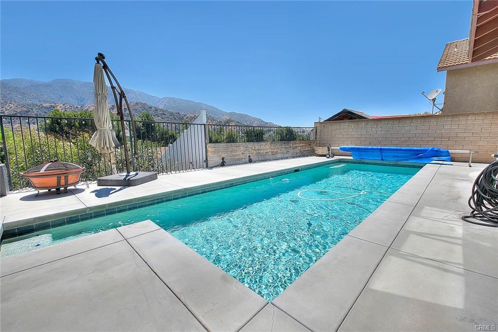 Corona, California, 92882, United States, 4 Bedrooms Bedrooms, ,3 BathroomsBathrooms,Residential,For Sale,1906086