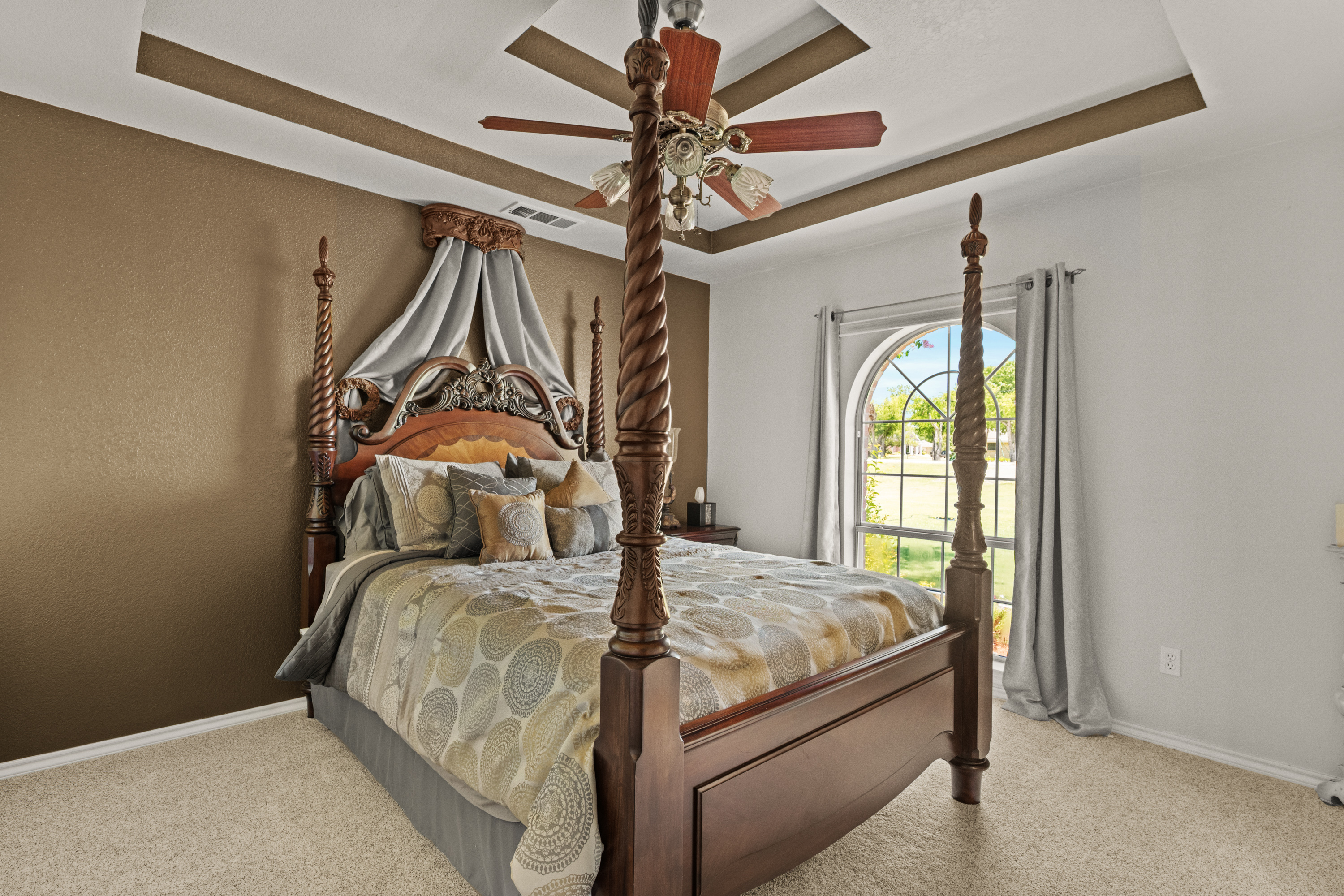 Caddo Mills, Texas, 75135, United States, 4 Bedrooms Bedrooms, ,3 BathroomsBathrooms,Residential,For Sale,2006415