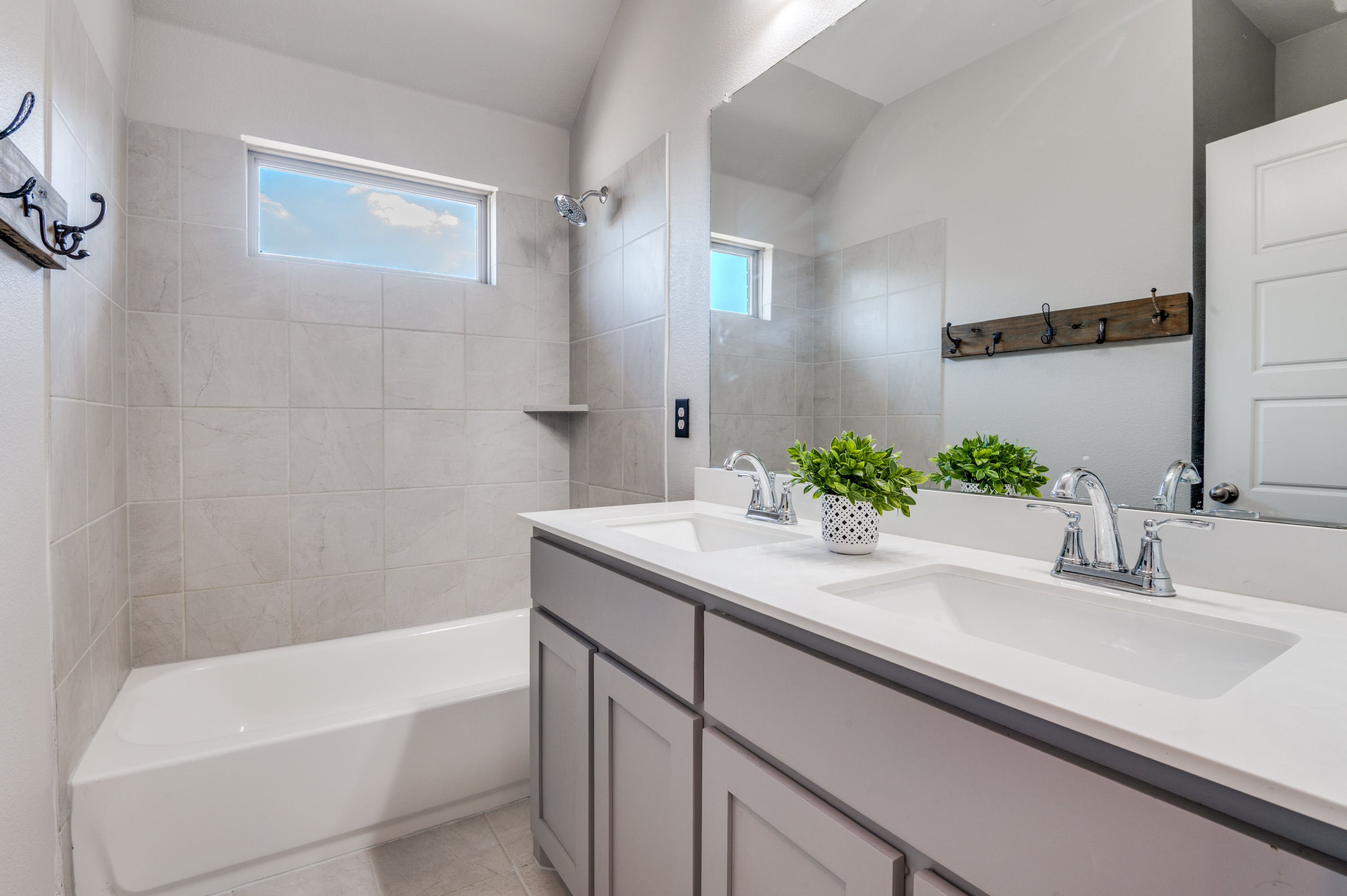  Burleson Beauty with Backyard Fun - 物件實景