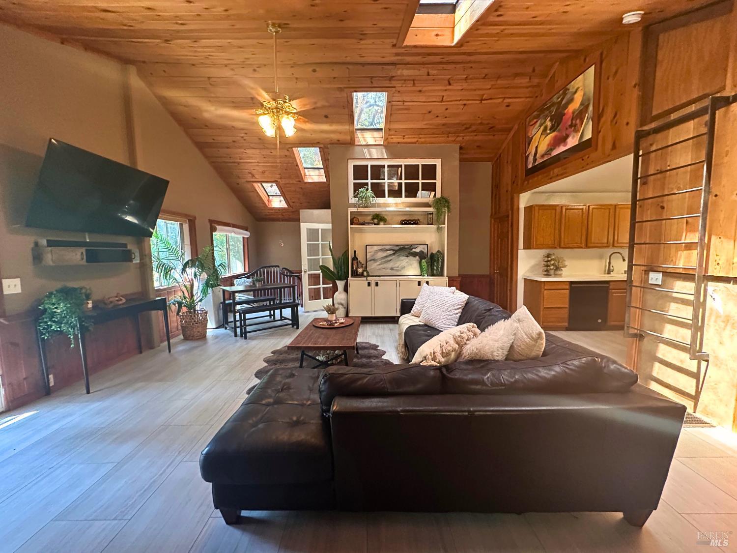 Sunol, California, 94586, United States, 3 Bedrooms Bedrooms, ,2 BathroomsBathrooms,Residential,For Sale,1900875