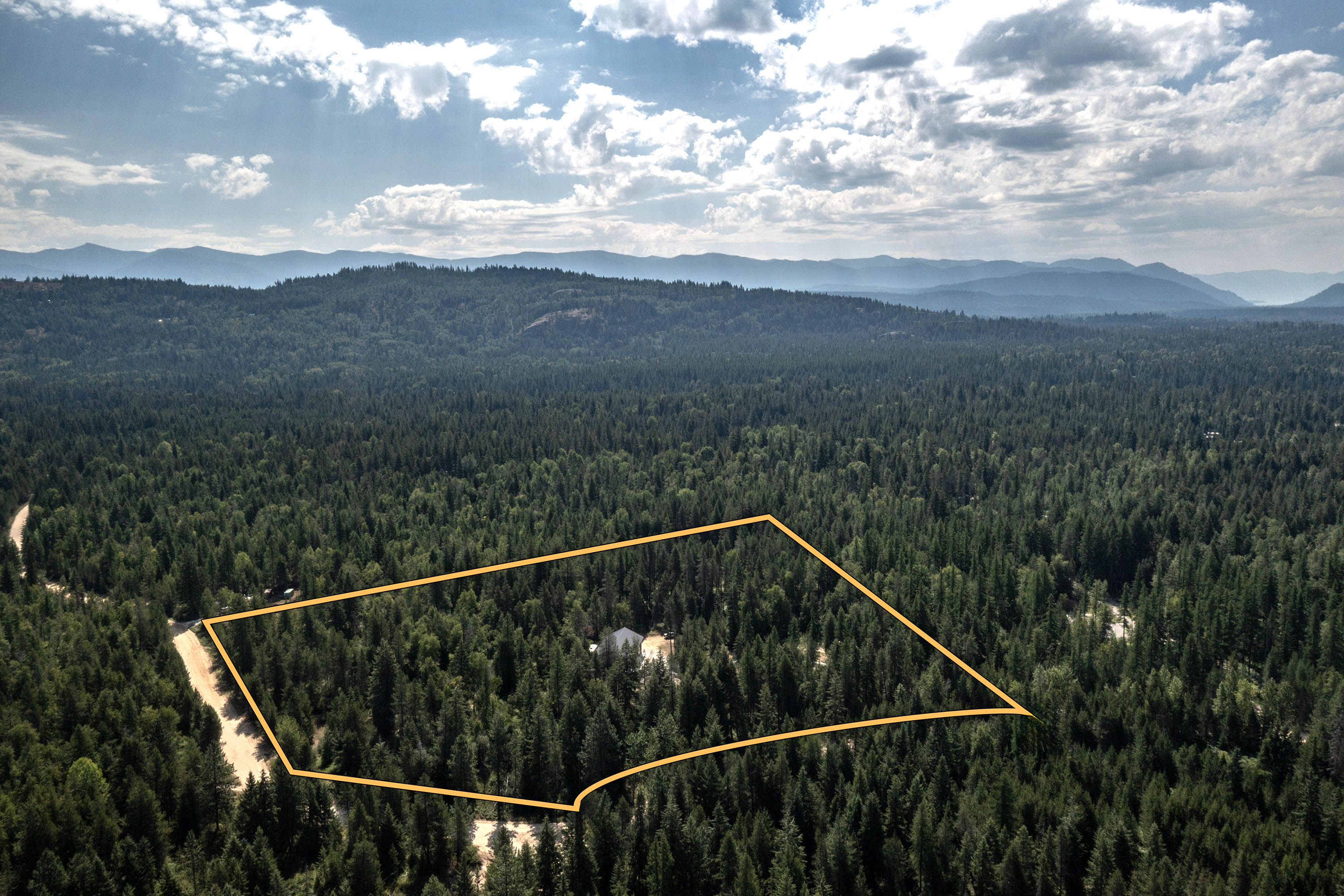 Sandpoint, Idaho, 83864, United States, 3 Bedrooms Bedrooms, ,3 BathroomsBathrooms,Residential,For Sale,1905788