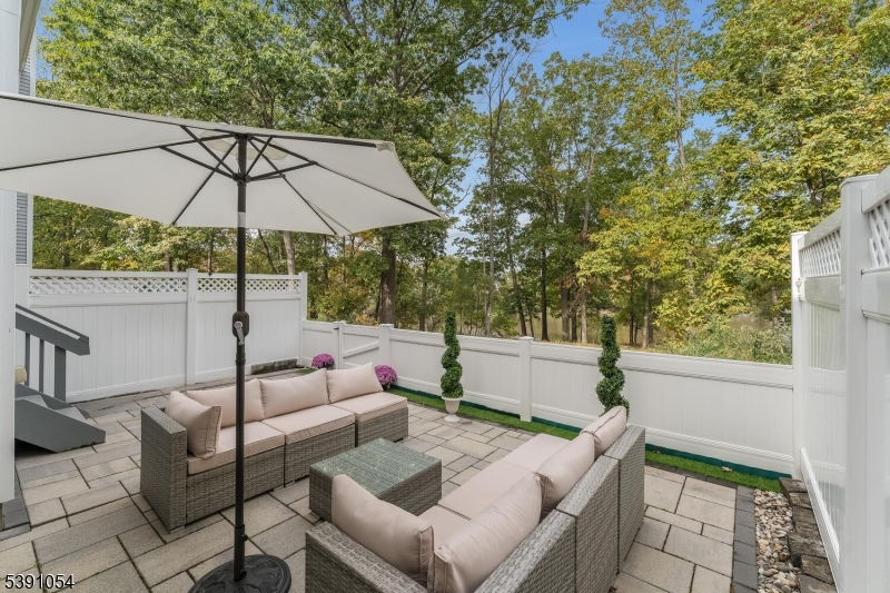 Readington Twp., New Jersey, 08889, United States, 3 Bedrooms Bedrooms, ,3 BathroomsBathrooms,Residential,For Sale,1989352