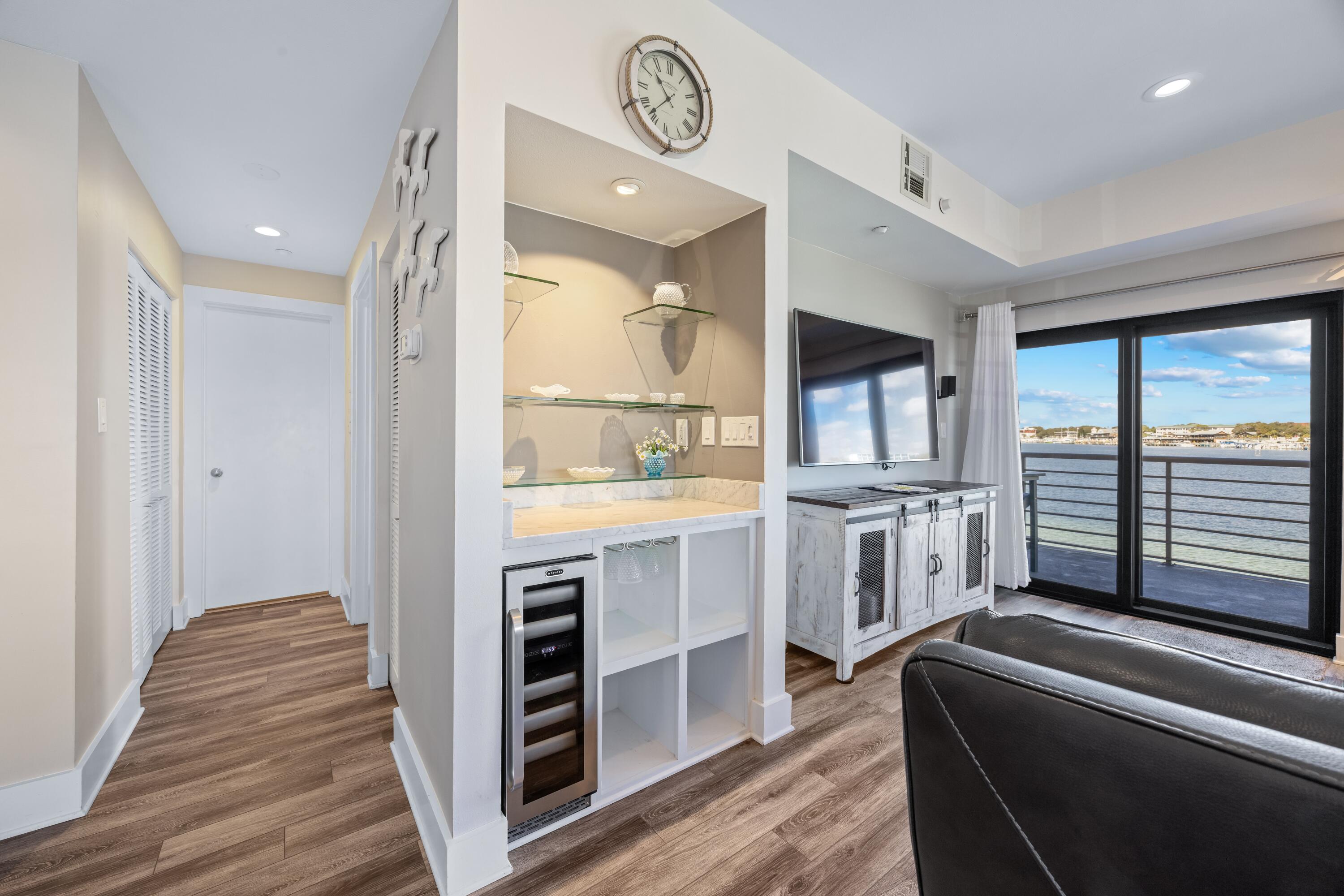 Destin, Florida, 32541, United States, 2 Bedrooms Bedrooms, ,2 BathroomsBathrooms,Residential,For Sale,1722563