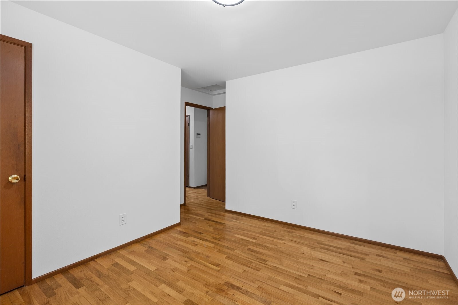 Edmonds, Washington, 98026, United States, 3 Bedrooms Bedrooms, ,1 BathroomBathrooms,Residential,For Sale,1950976