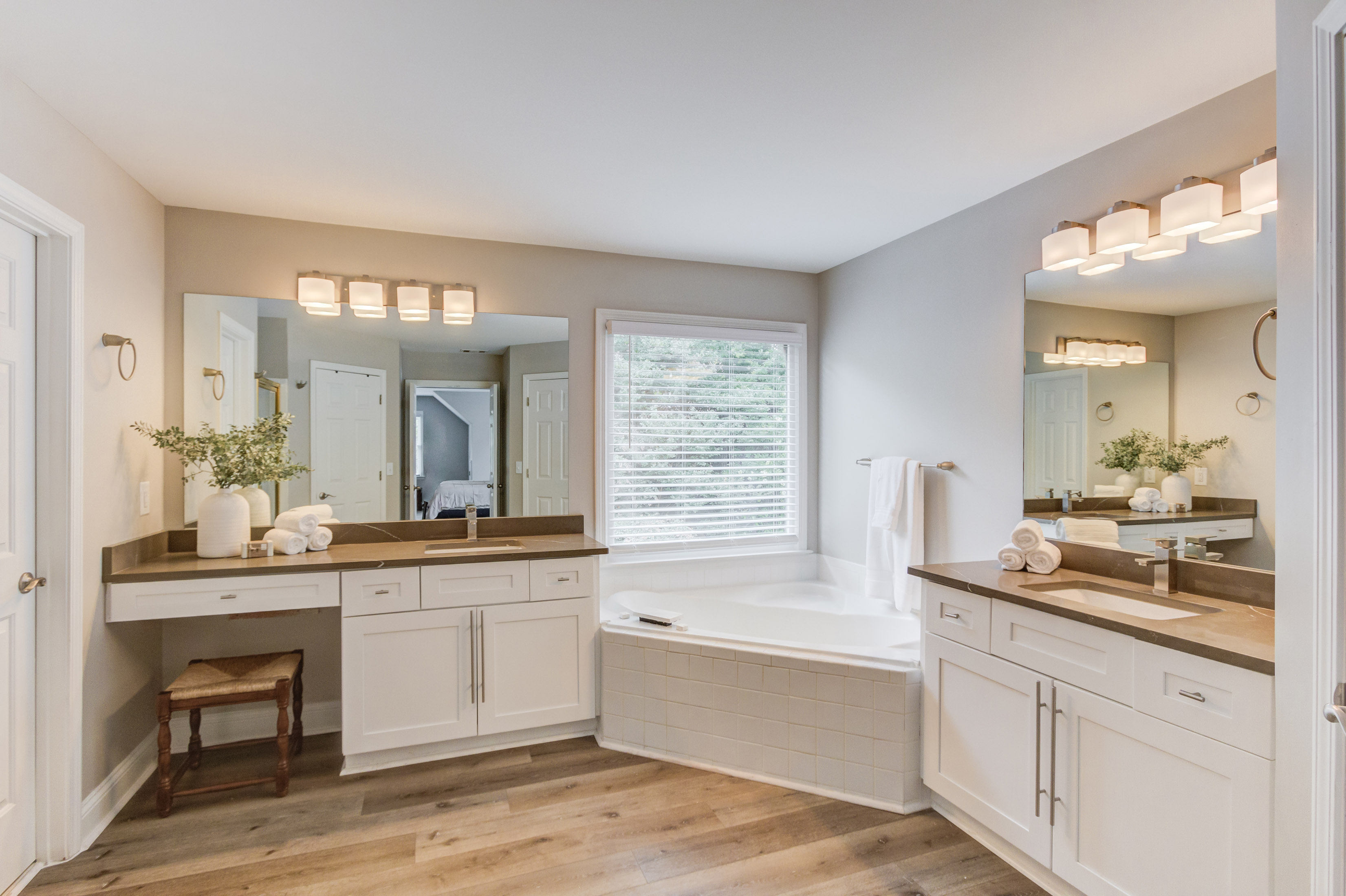  Beautifully Maintained Four Bedroom Home in the Heart of Johns Creek - 物件實景